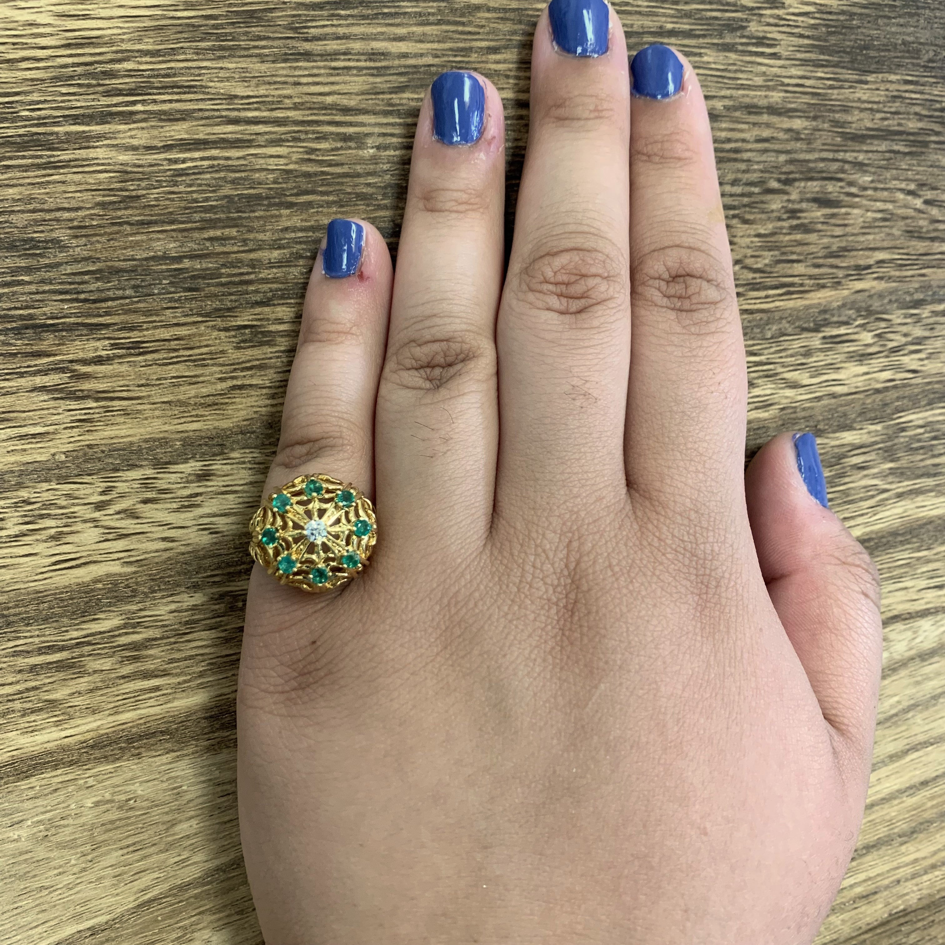 Emerald & Diamond Burst Ring | 0.56ctw, 0.09ct | SZ 6 |