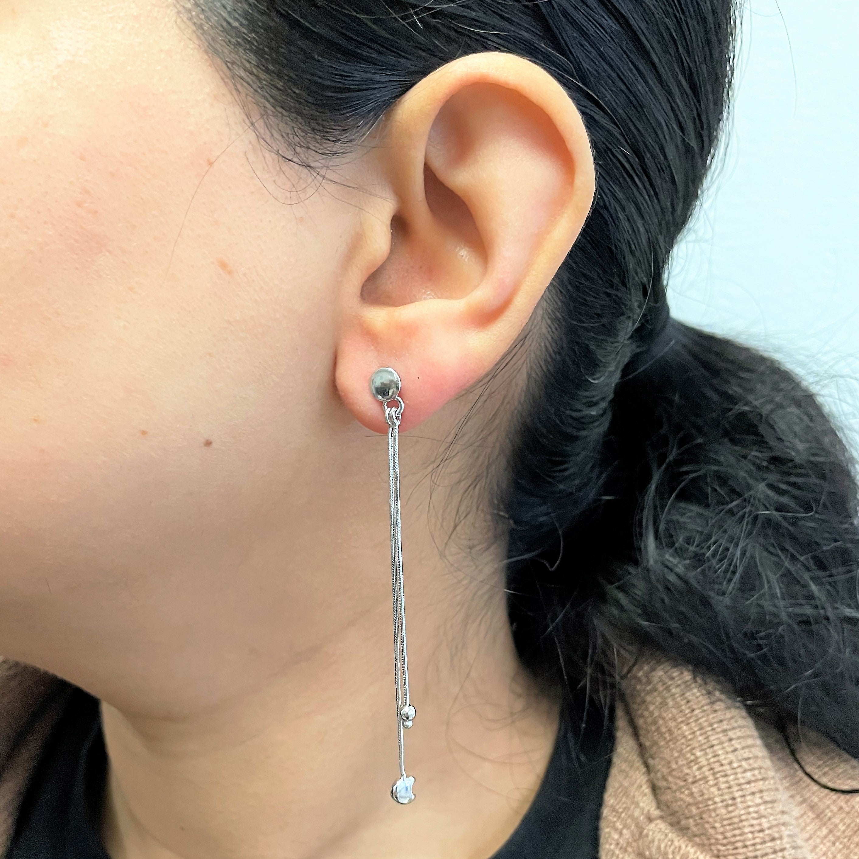 White Gold Half Moon Drop Earrings |