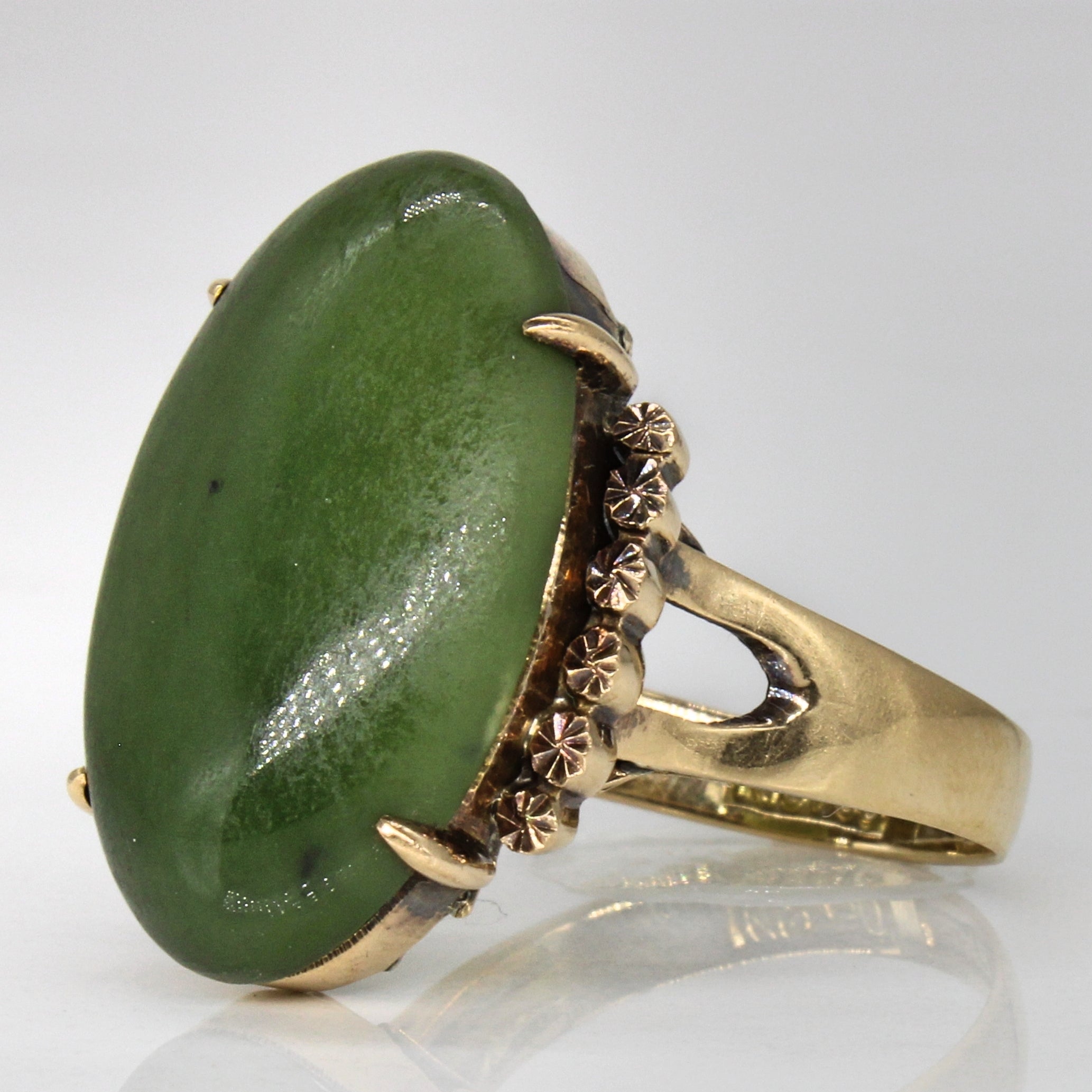 Nephrite Jade Cocktail Ring | 11.15ct | SZ 6.5 |