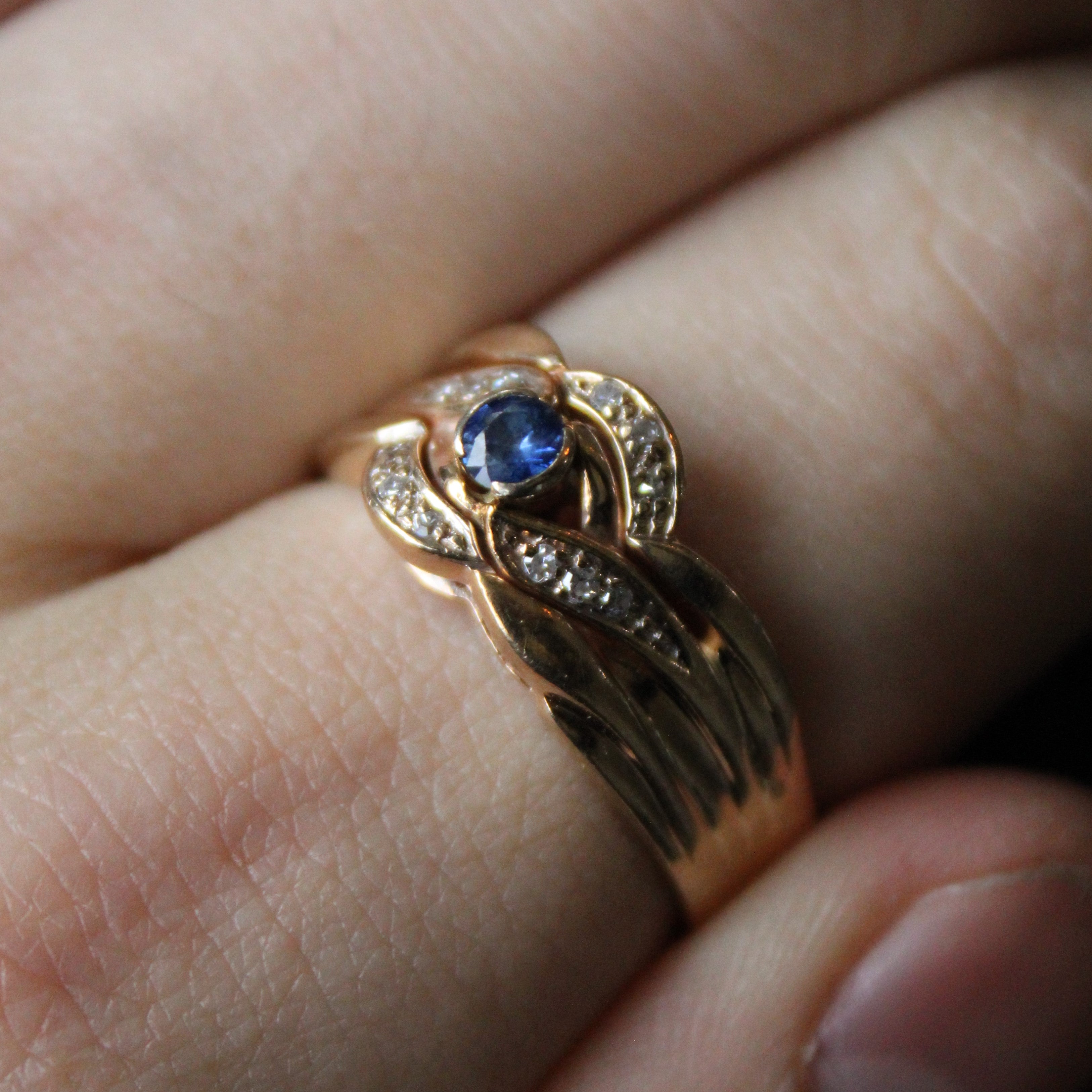 Synthetic Sapphire & Diamond Ring | 0.23ct, 0.09ctw | SZ 10.5 |
