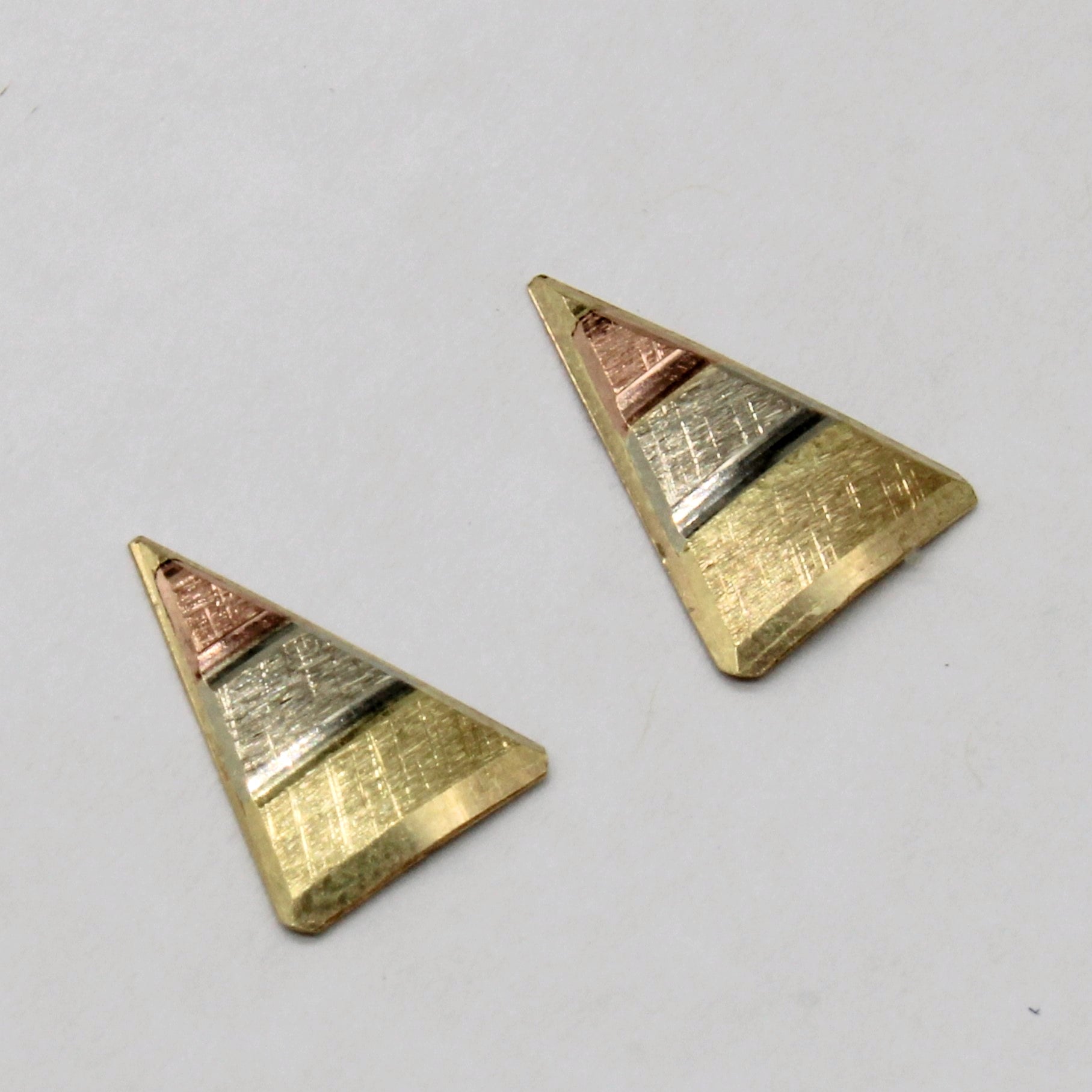 Boucles d'oreilles triangulaires dorées tricolores |
