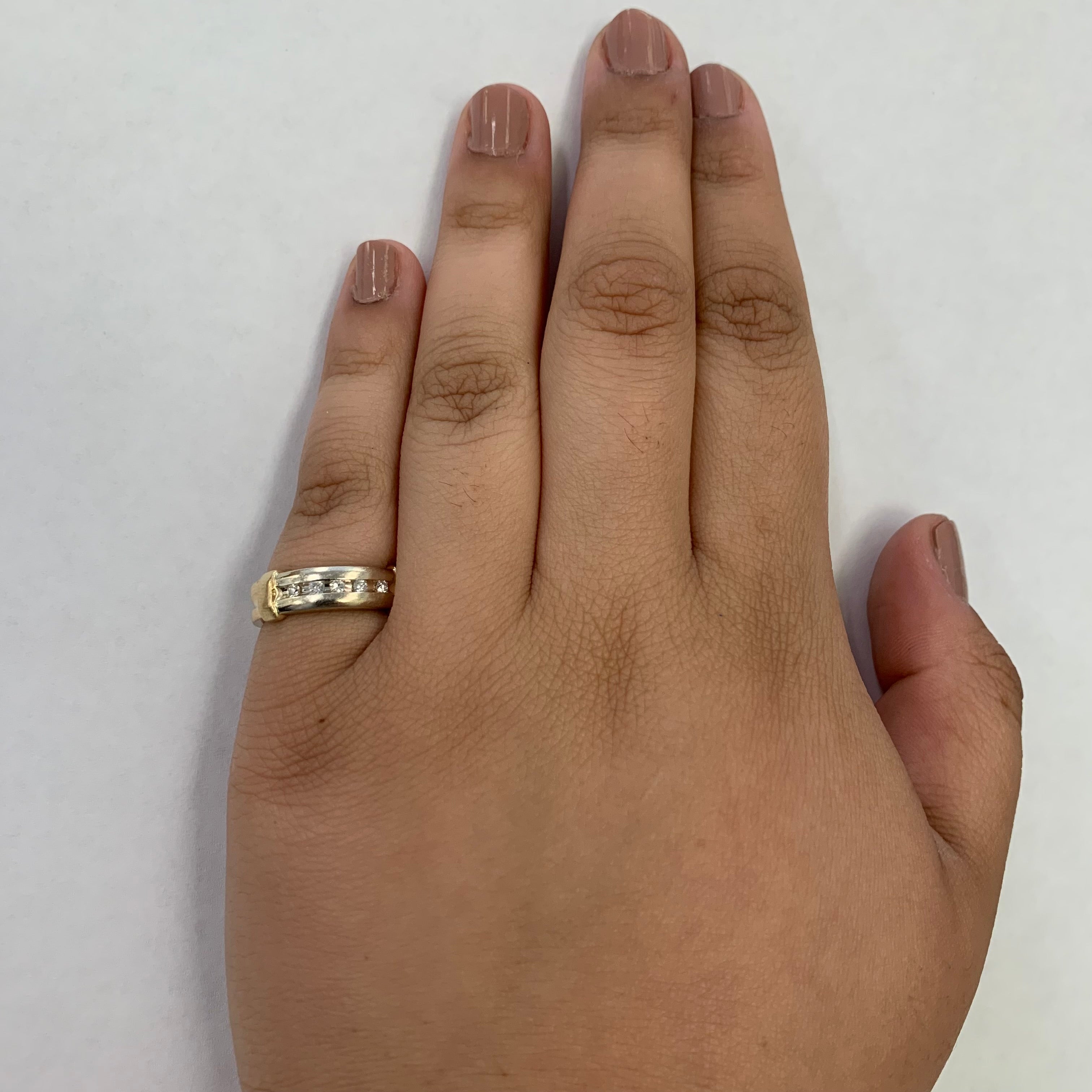 Channel Set Diamond Ring | 0.12ctw | SZ 6.75 |