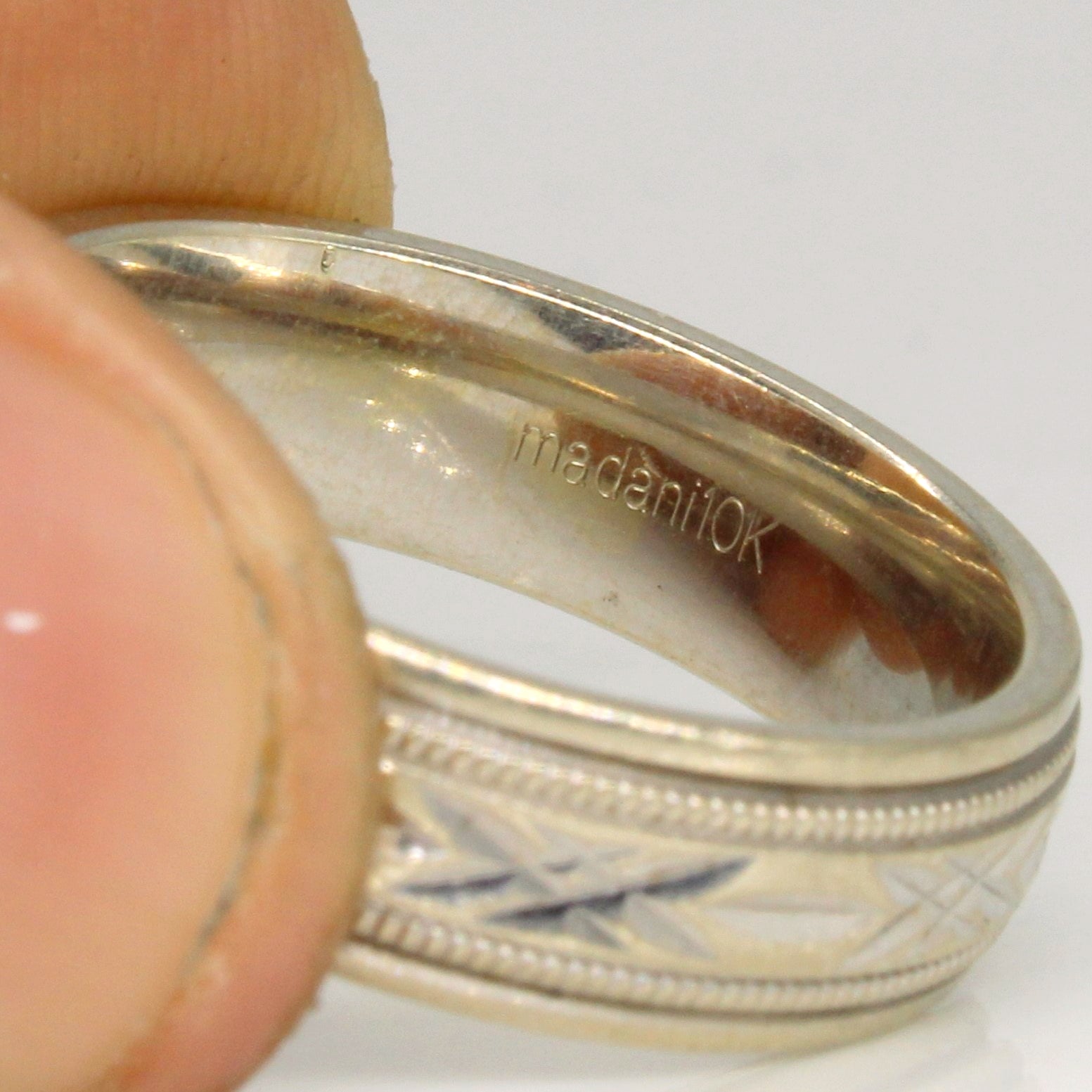 White Gold Patterned Band | SZ 8 |