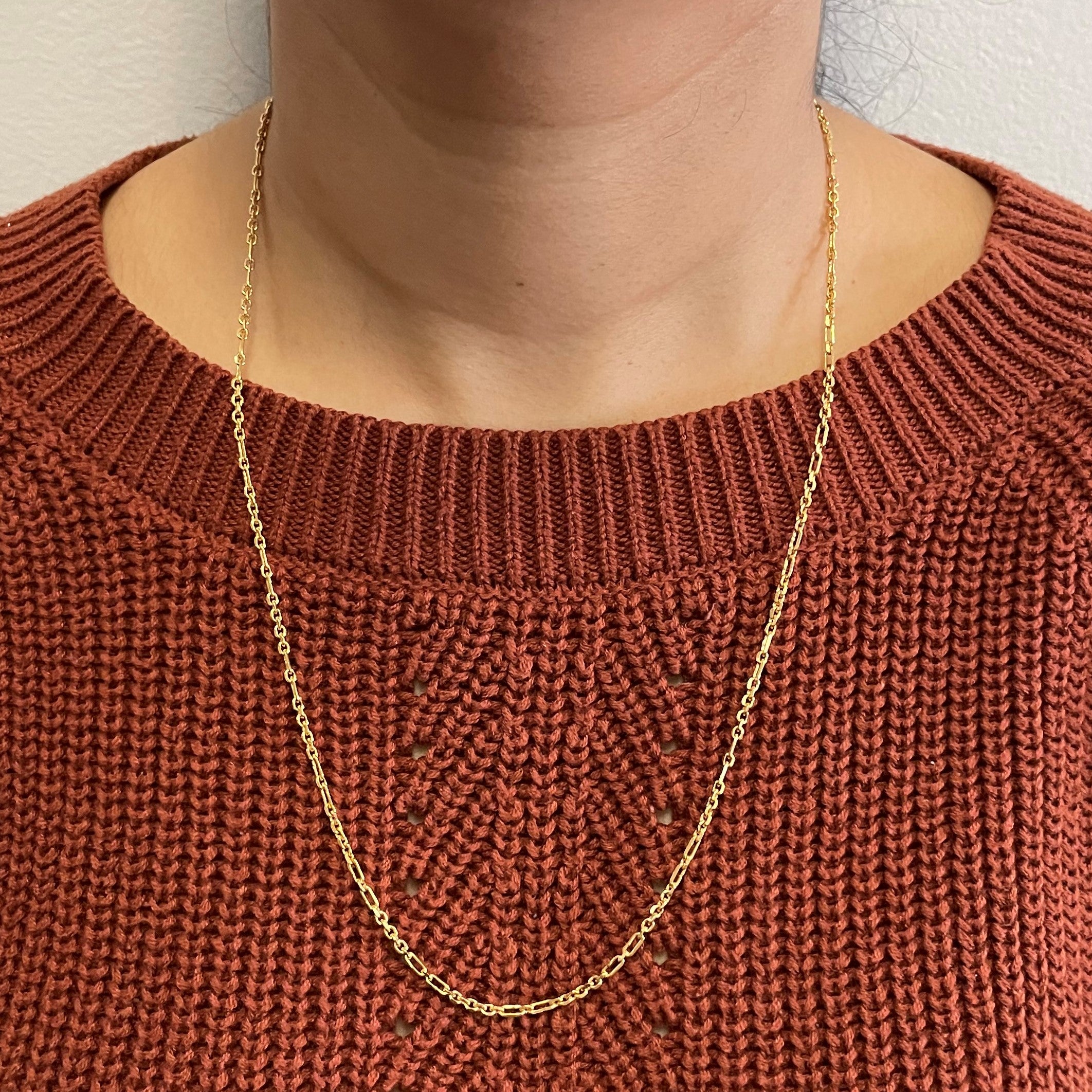 Chaîne en or jaune 22 carats à maillons longs et courts | 22 pouces |