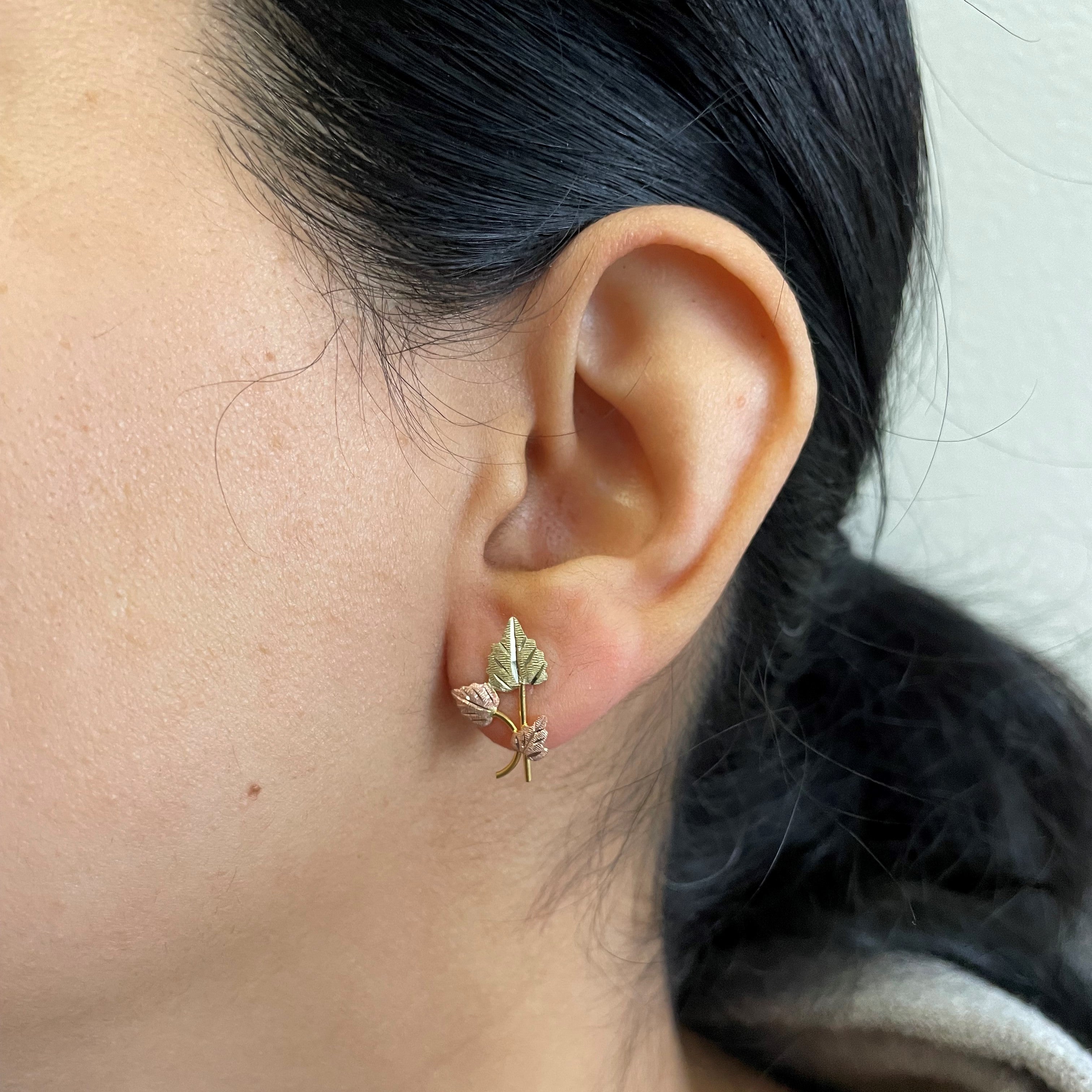Two Tone Gold Leaf Necklace & Earrings Suite | 16" |