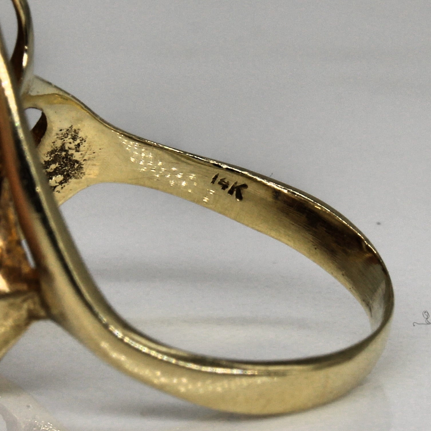 Pearl Abstract Ring | SZ 5.75 |