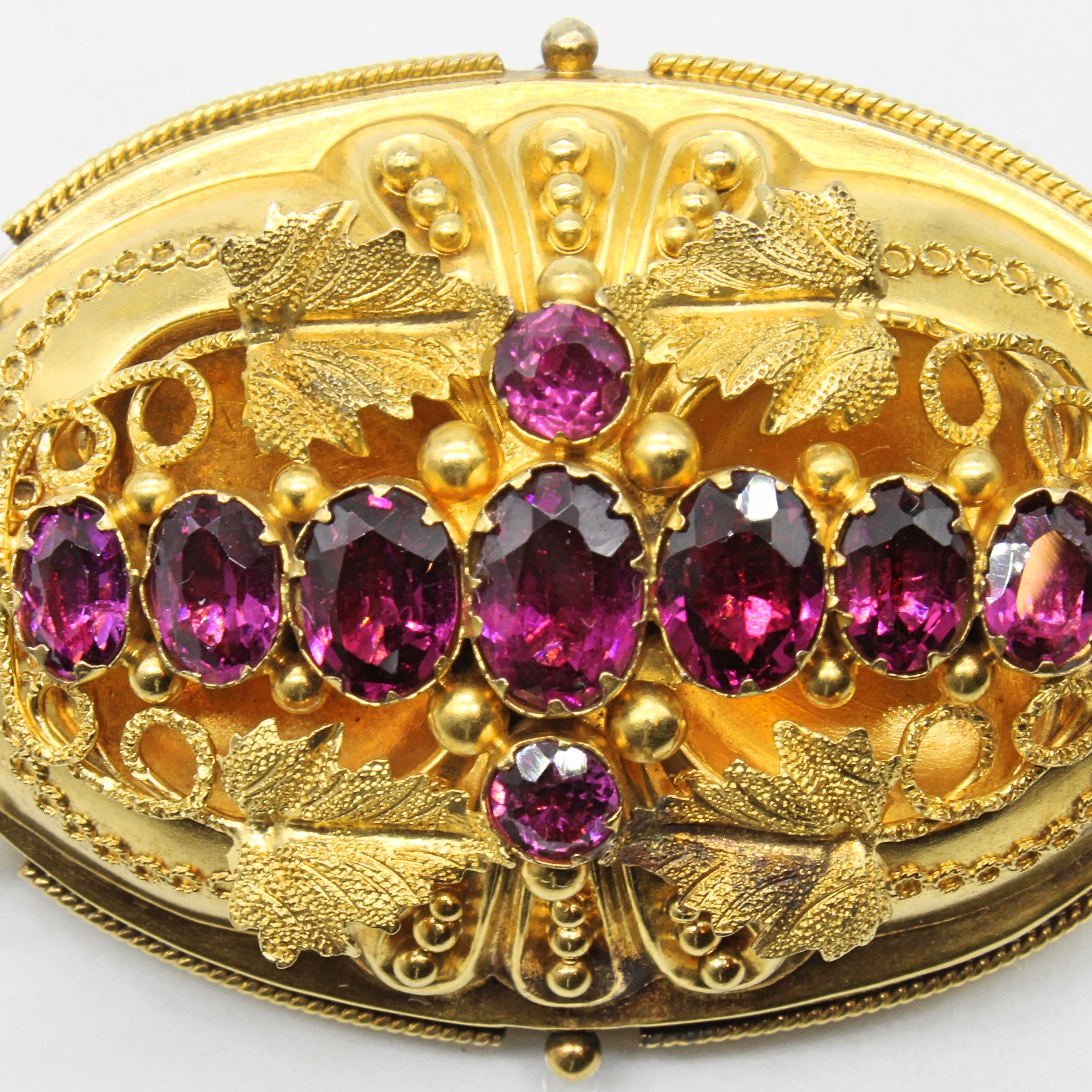 Victorian Era Garnet Brooch | 3.40ctw |