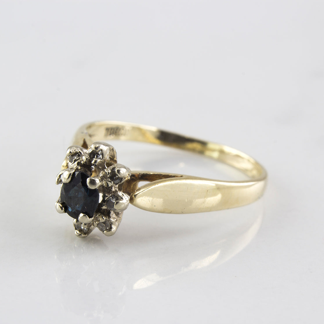 Sapphire and Diamond Halo Ring | 0.22 ct Sapphire | SZ 5 |