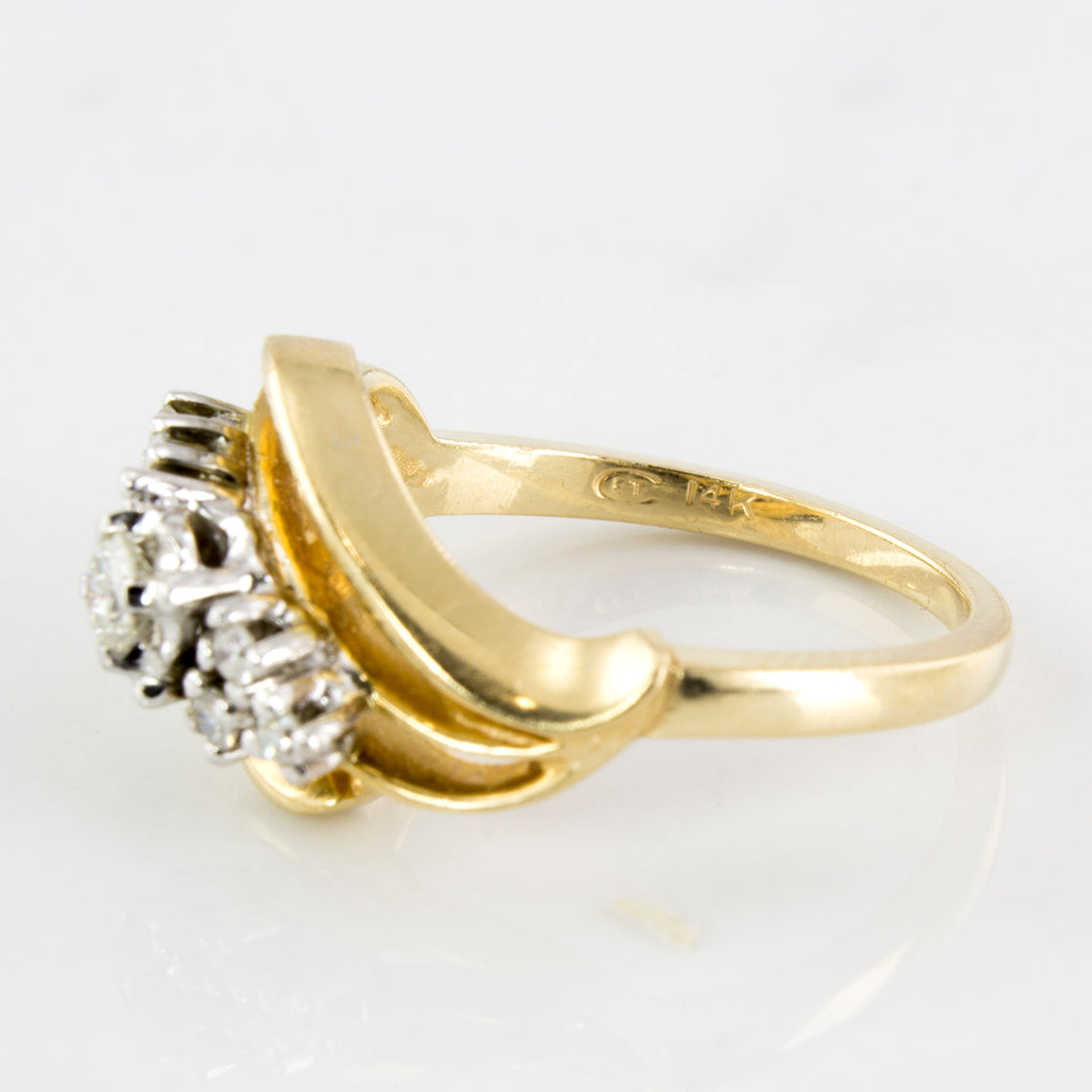 Free Form Diamond Ring | 0.19 ctw | SZ 6 |