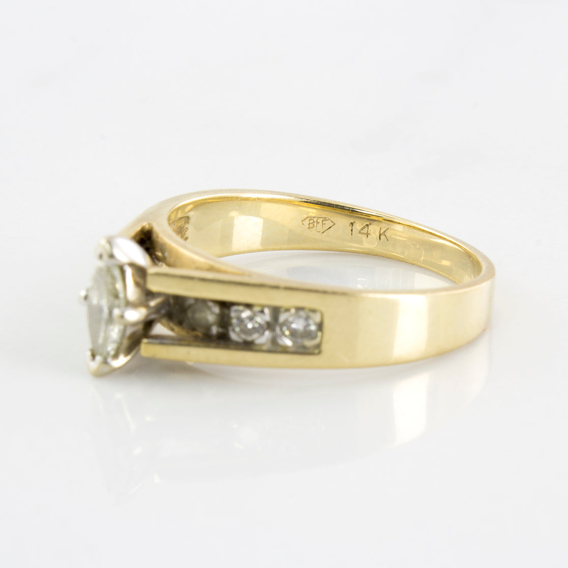 Bague solitaire en diamant marquise | 0,47 ct | Taille 5,75 |