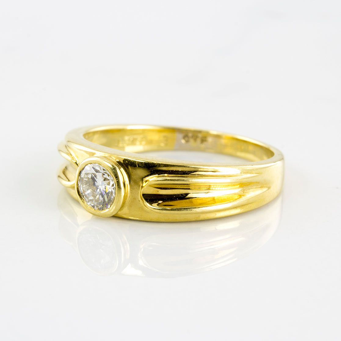 Bezel Set Diamond Ring | 0.27 ctw | SZ 6 |