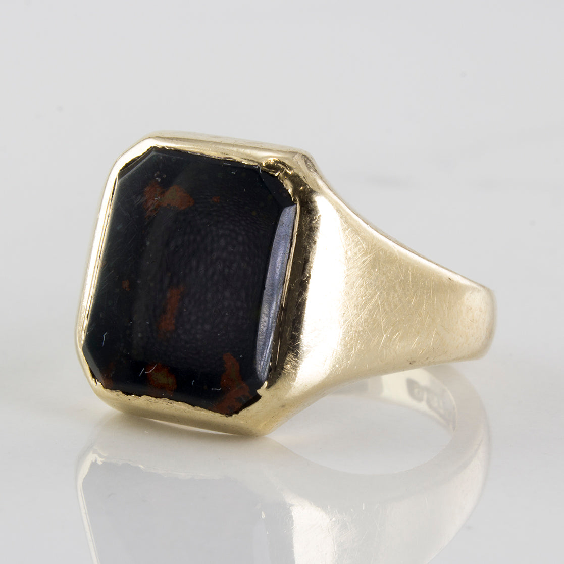 Bague chevalière en héliotrope des années 1960 | 2,30 ct | Taille 6 |
