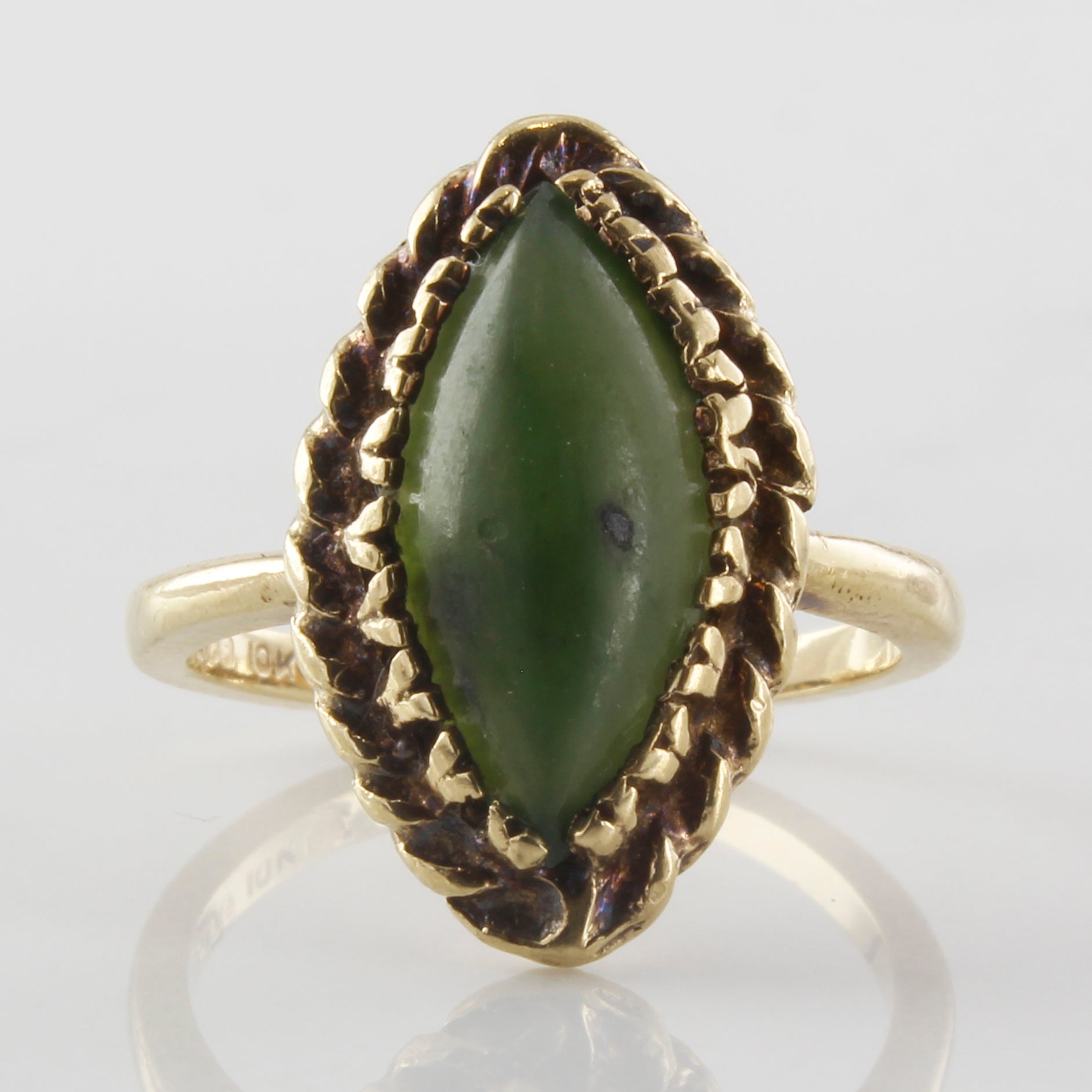 Bague cocktail en jade néphrite | 1,90 ct | Taille 5,75 |