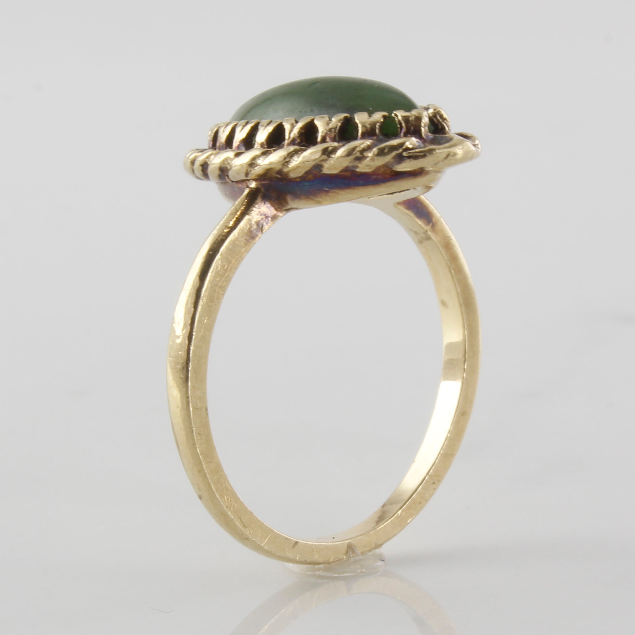 Bague cocktail en jade néphrite | 1,90 ct | Taille 5,75 |