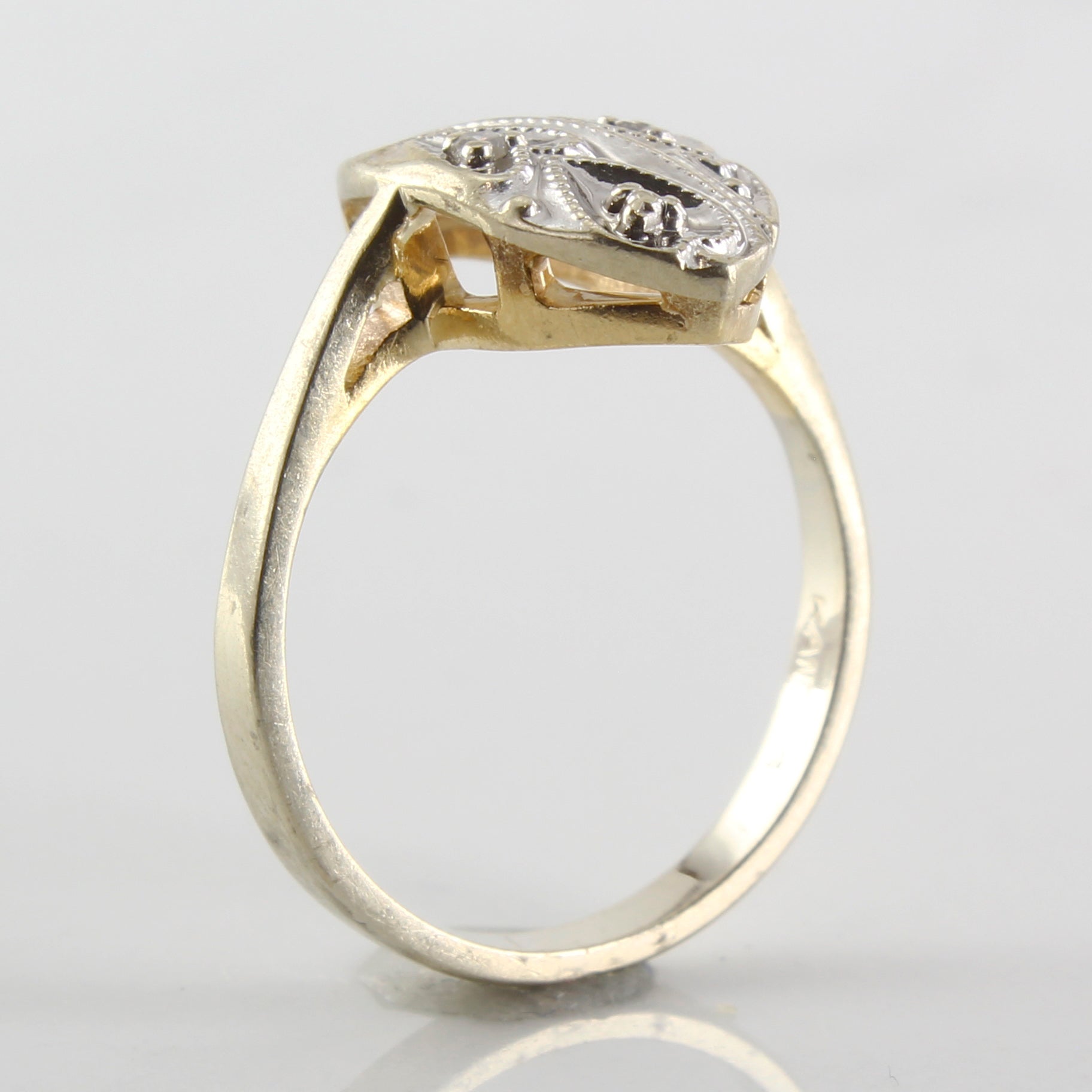 Diamond & Milgrain Heart Ring | 0.02ctw | SZ 3.75 |