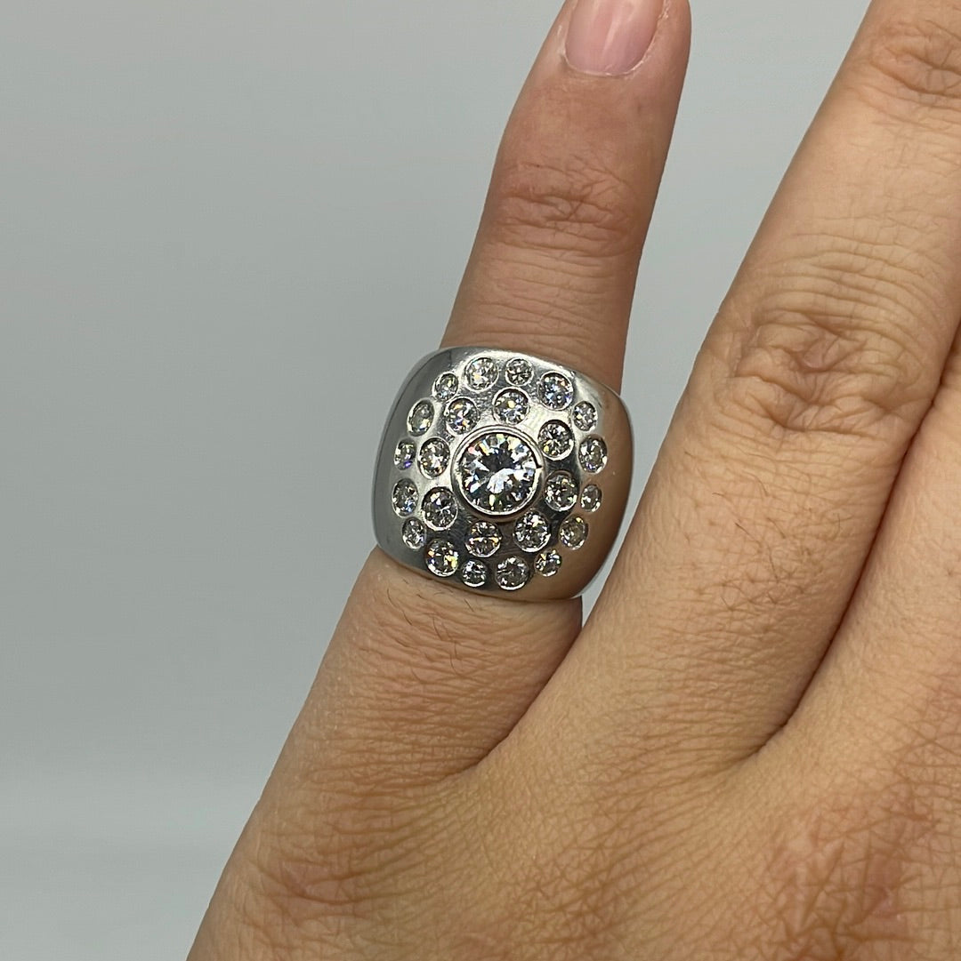 Bague cocktail épaisse en platine sertie de plusieurs diamants | 2,00 ct au total | Taille 5