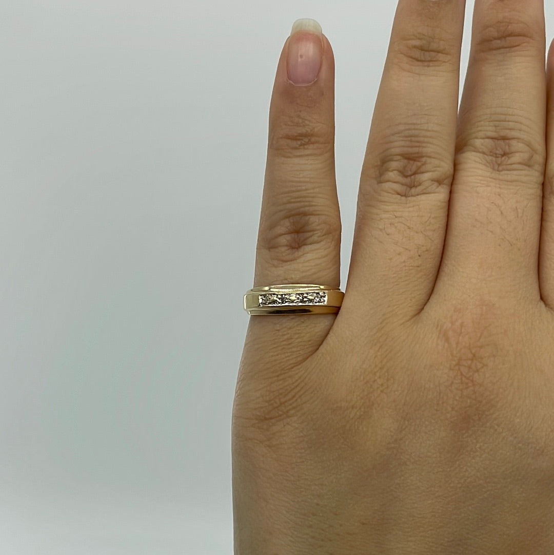 Yellow Gold Diamond Band | 0.06ctw | SZ 7.25 |