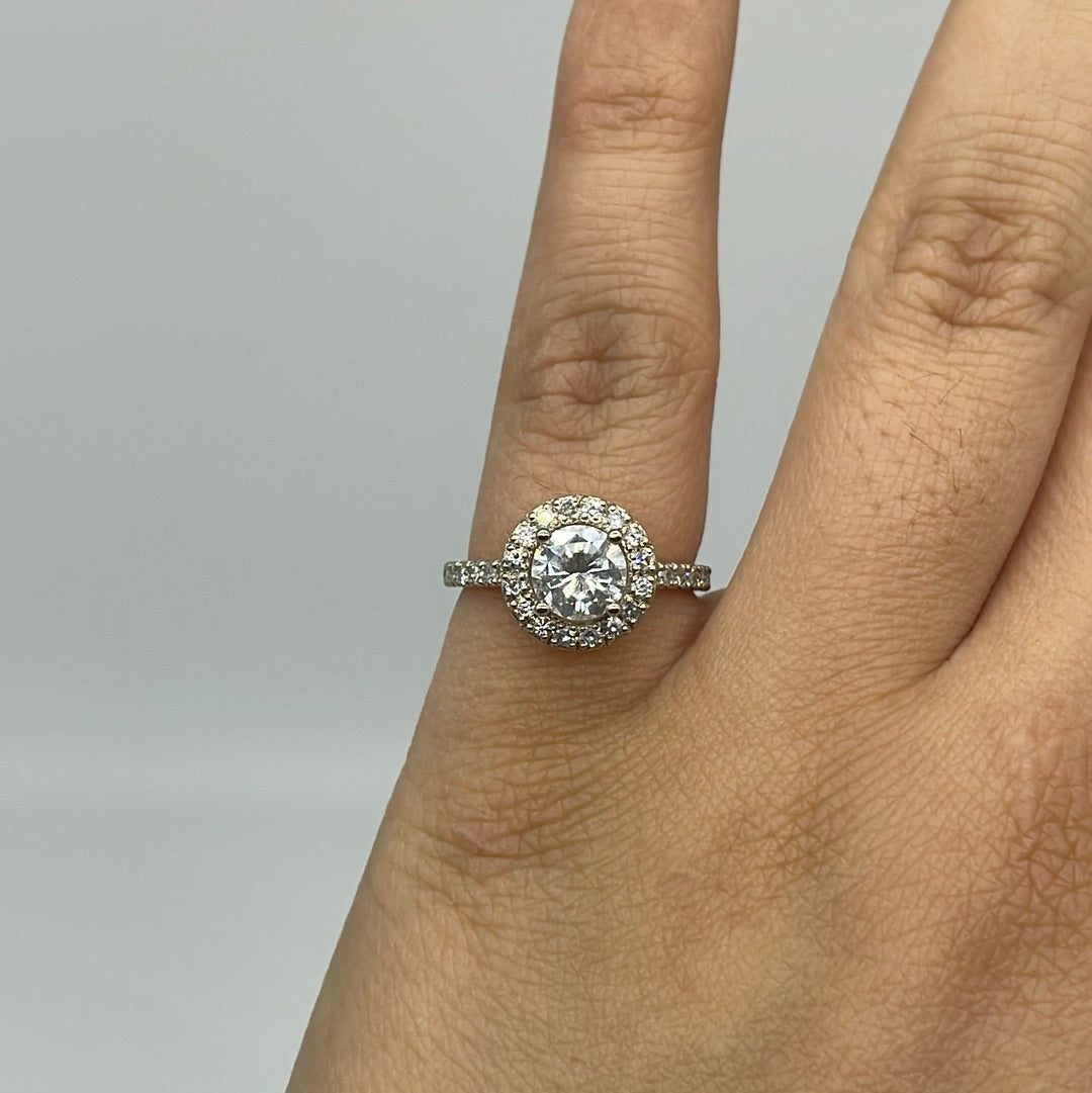 GIA Round Brilliant Cut Diamond Halo Engagement Ring | 1.05ct VS1 H, 0.40ctw | SZ 7 |