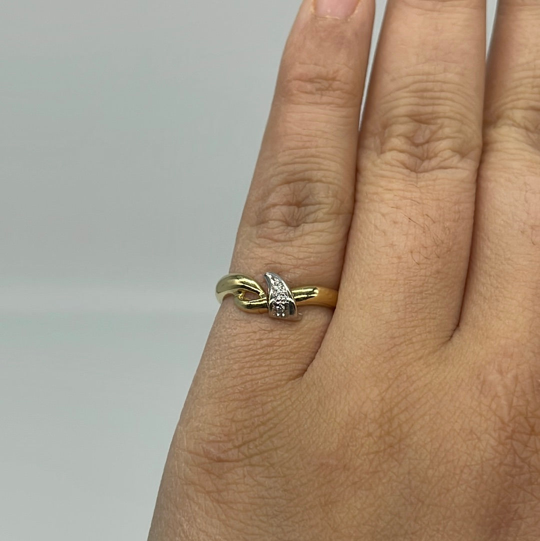 18k Diamond Cross Over Ring | 0.02ctw, SZ 6 |