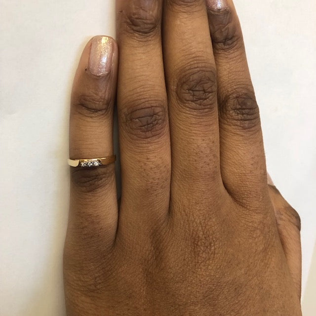 Three Stone Diamond Cathedral Ring | 0.03ctw | SZ 4 |