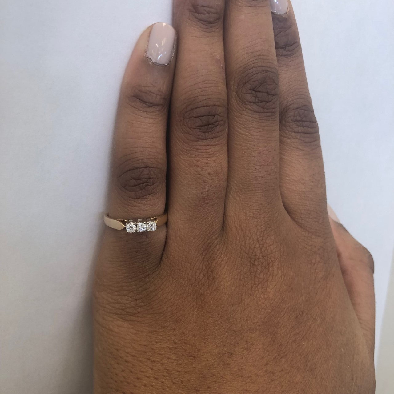 Three Stone Diamond Ring | 0.21ctw | SZ 7 |