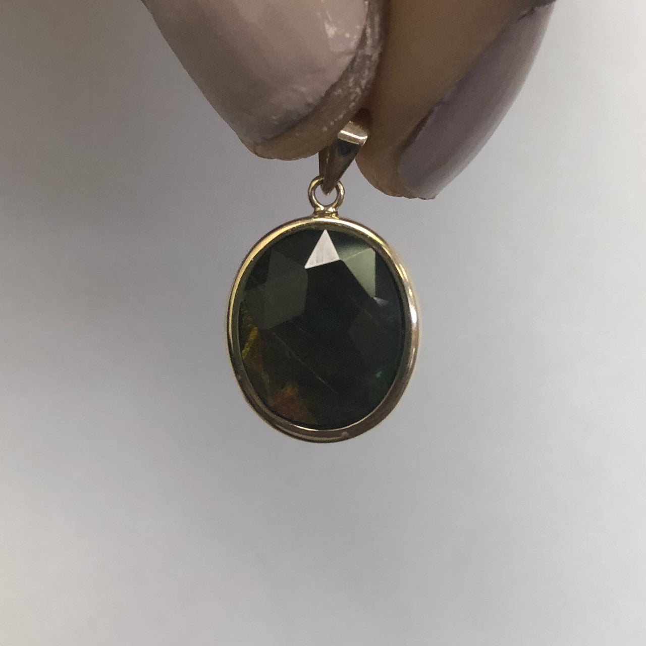 Bezel Set Ammolite Pendant | 2.00ct |