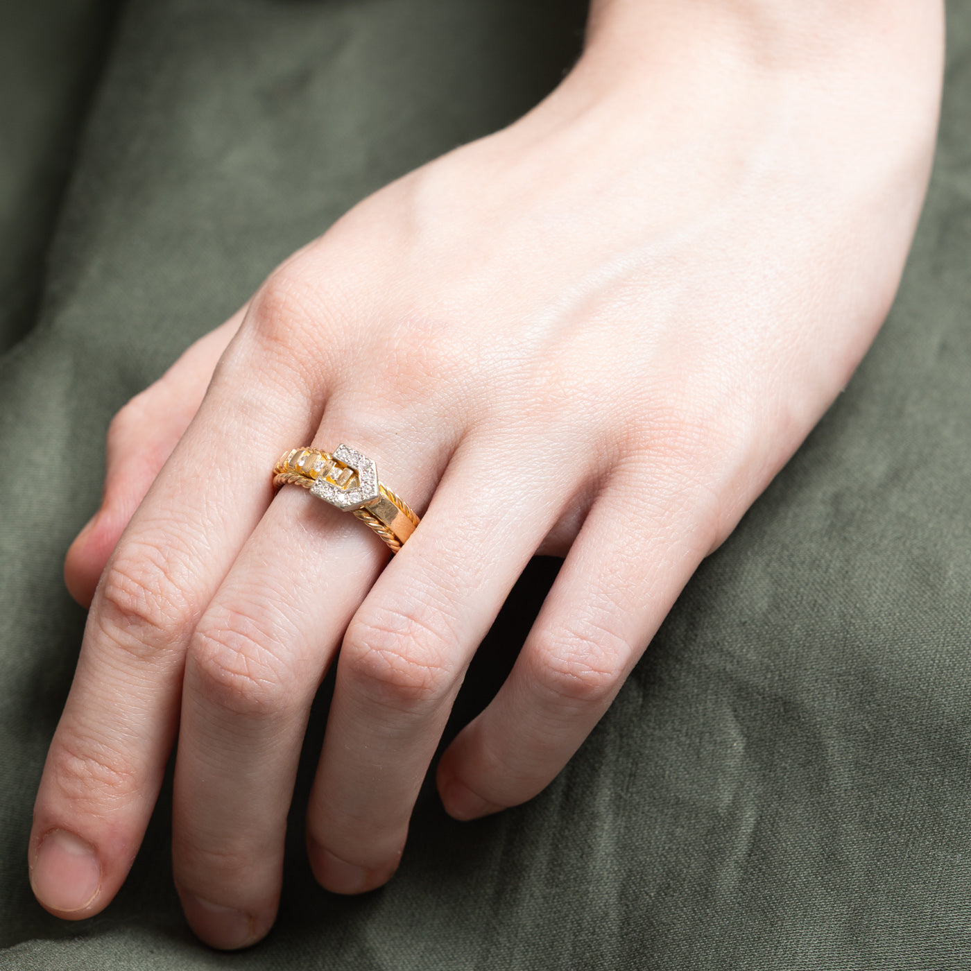 Diamond Accent Buckle Ring | 0.23ctw | SZ 8.5