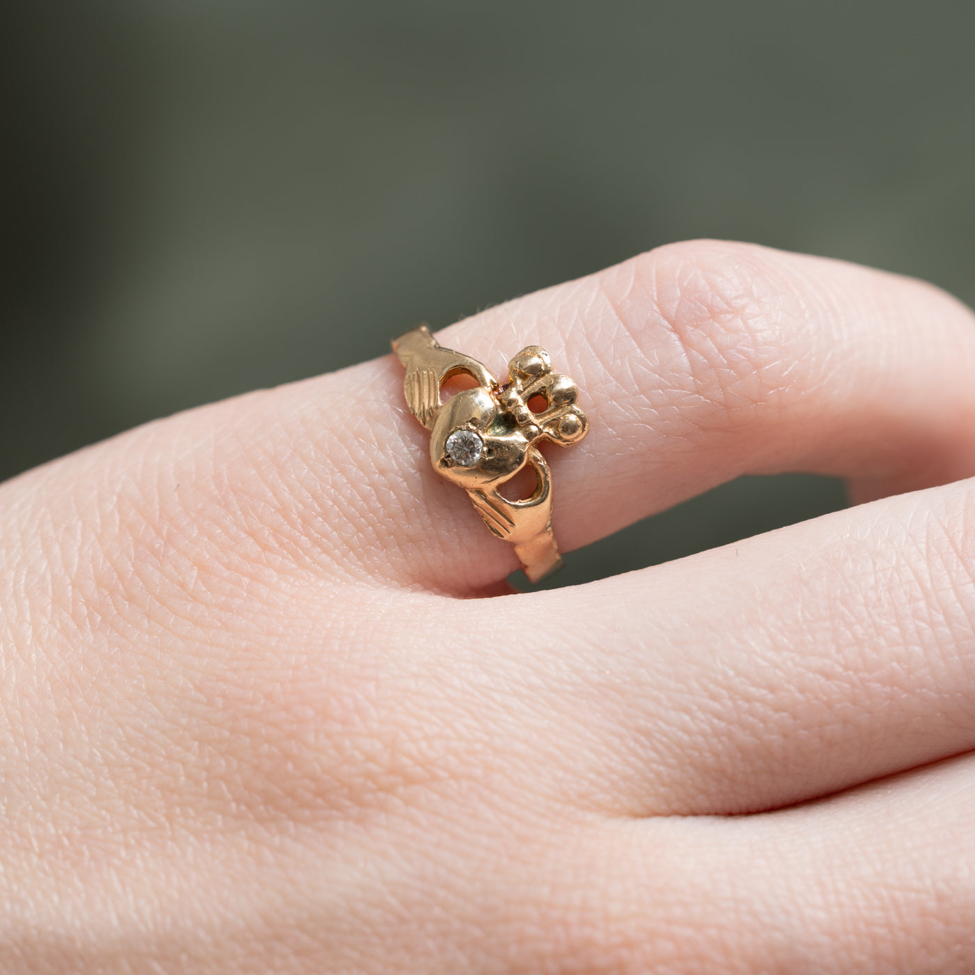 Single Stone Diamond Claddagh Ring | 0.04ct | SZ 4.25