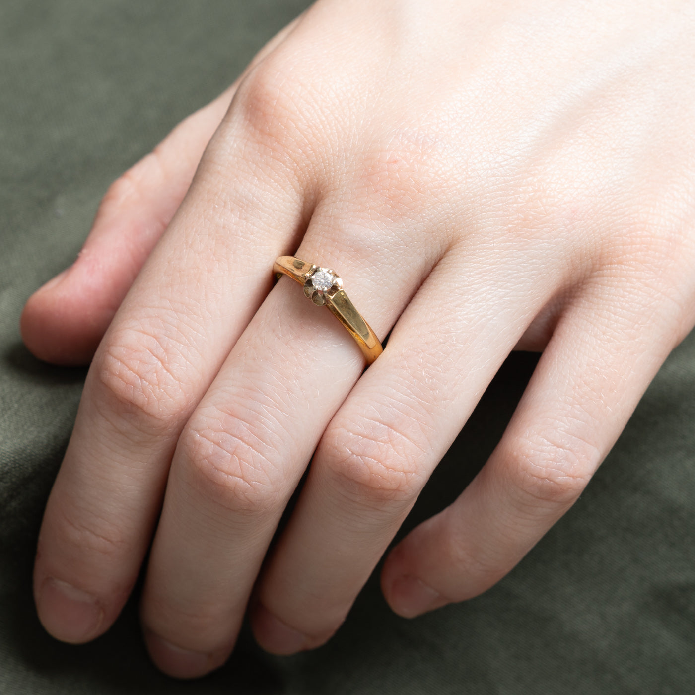 Vintage 21k Yellow Gold Diamond Ring | 0.11ct | SZ 7.75