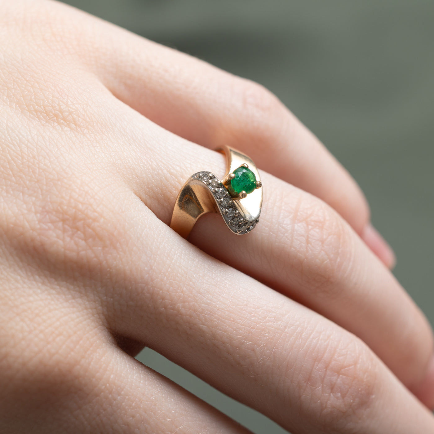 Emerald & Diamond Wave Ring | 0.37ct, 0.05ctw | SZ 5.5