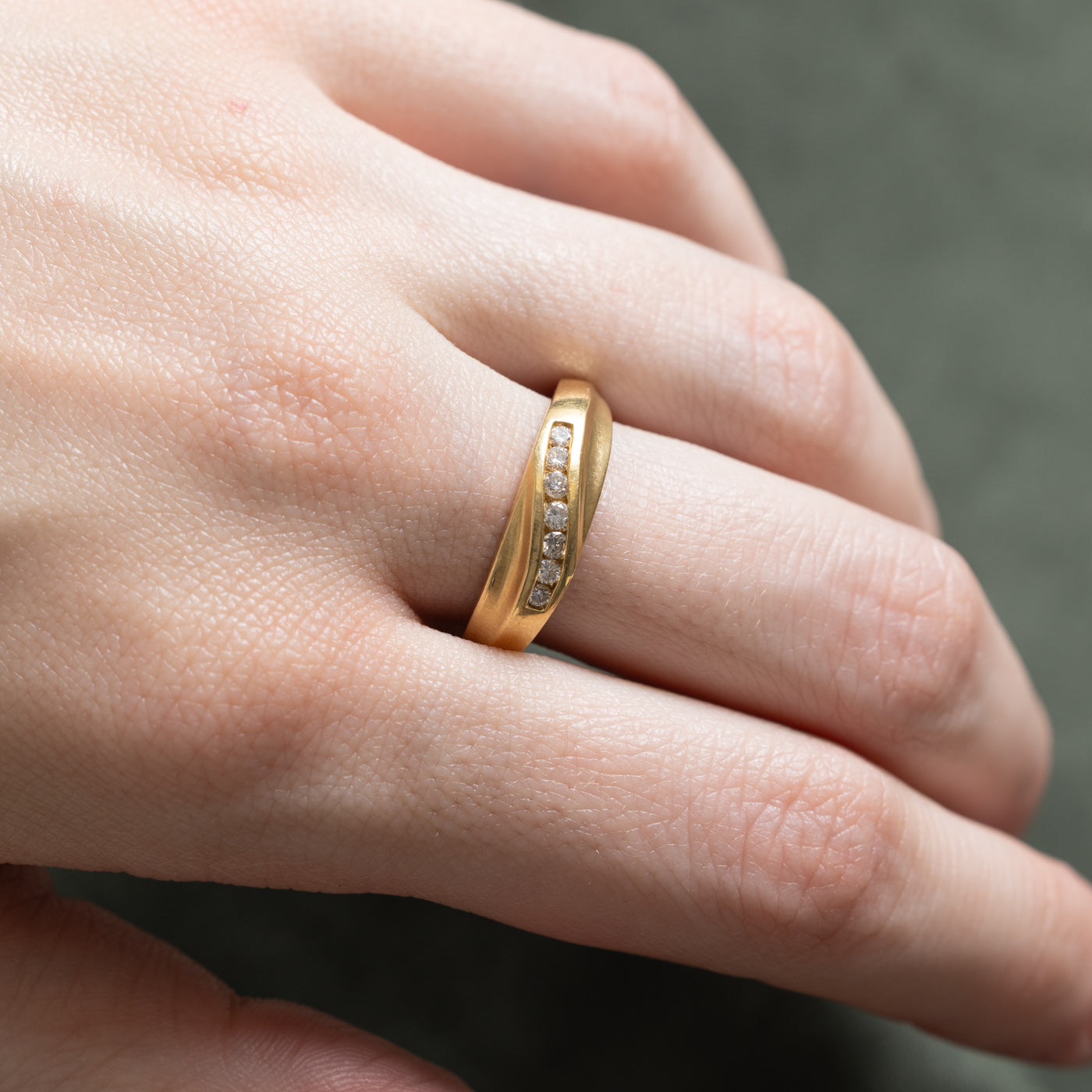 Seven Stone Diamond Wave Ring | 0.18ctw | SZ 9.75