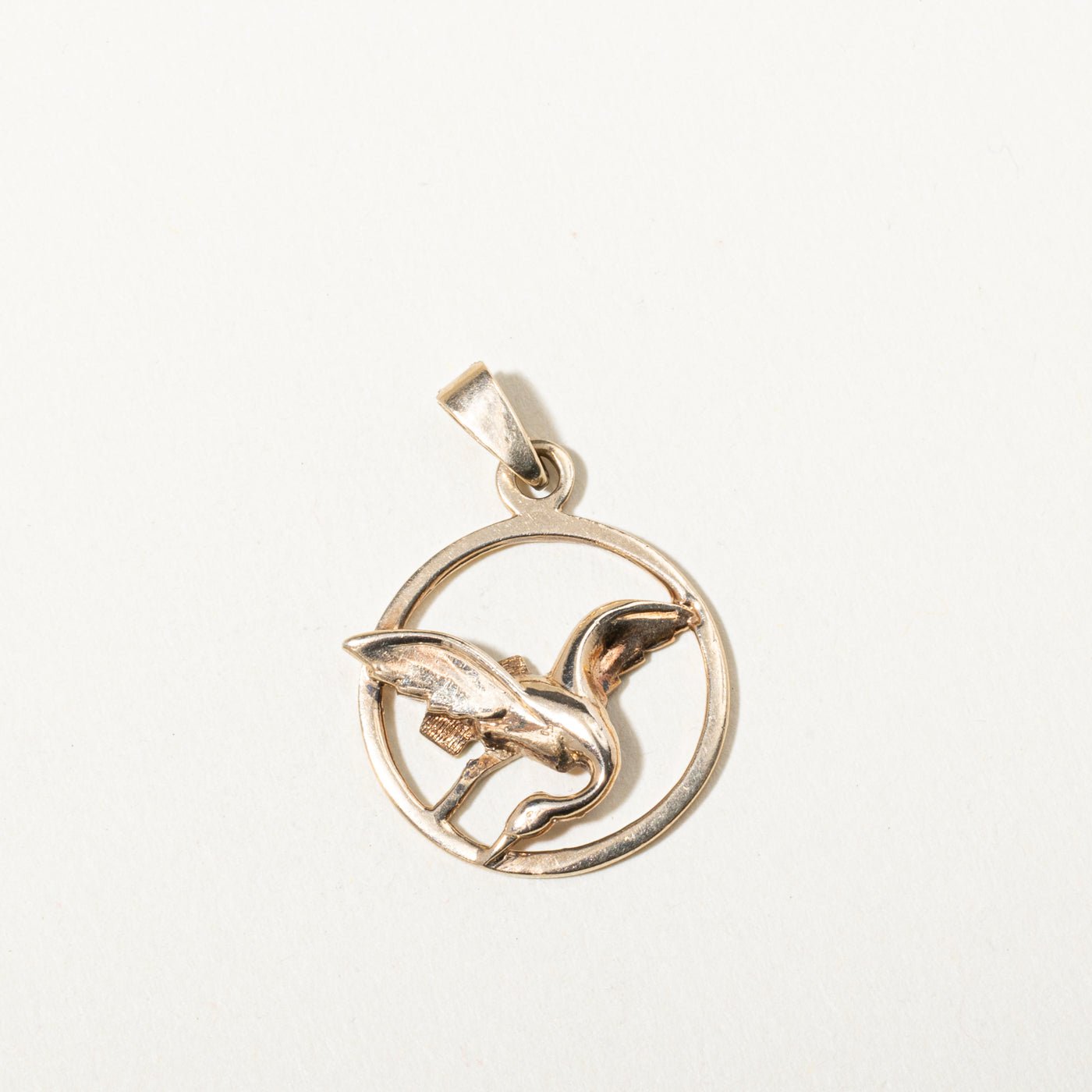 10k Yellow Gold Openwork Hummingbird Circle Pendant