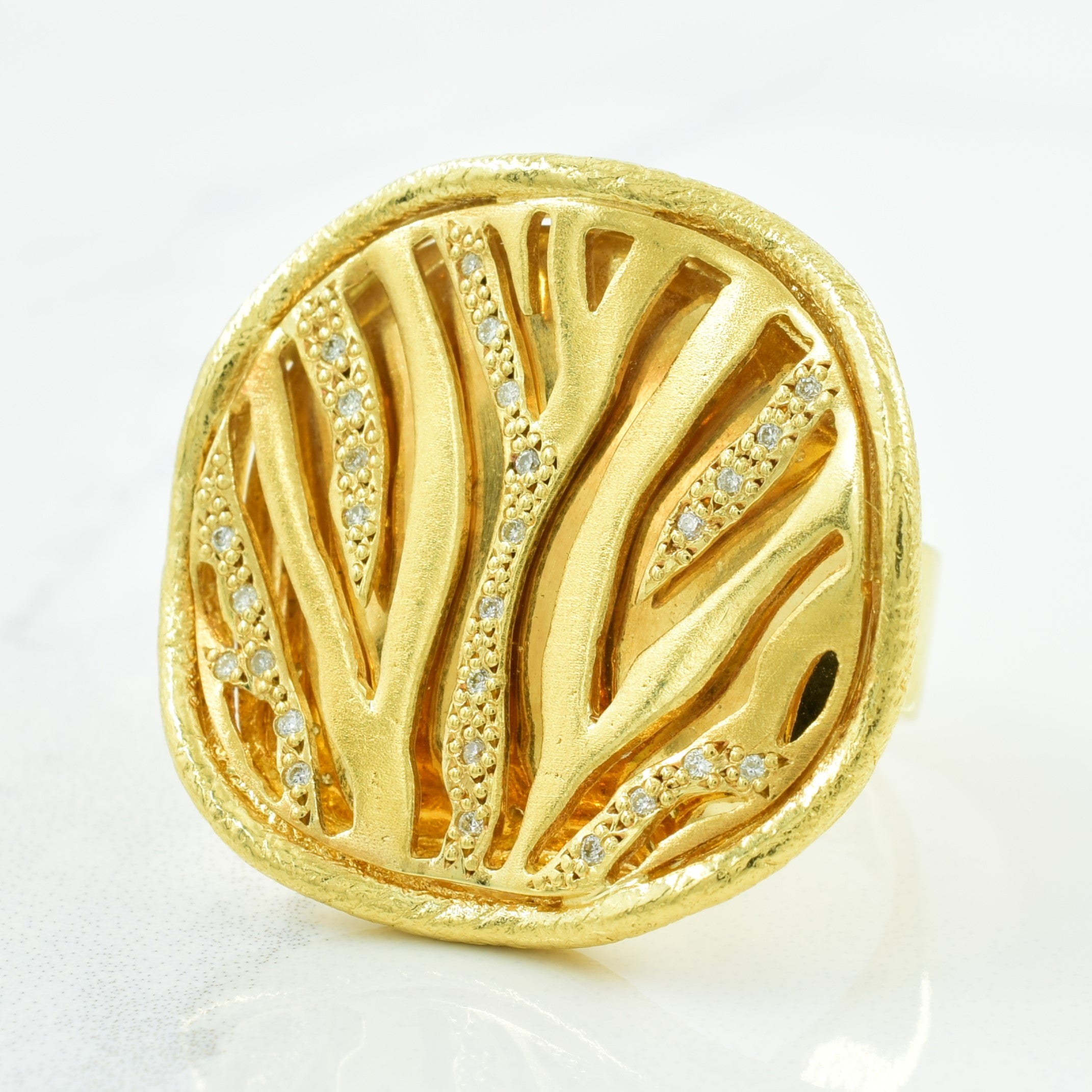 Diamond Cocktail Ring | 0.09ctw | SZ 7 |