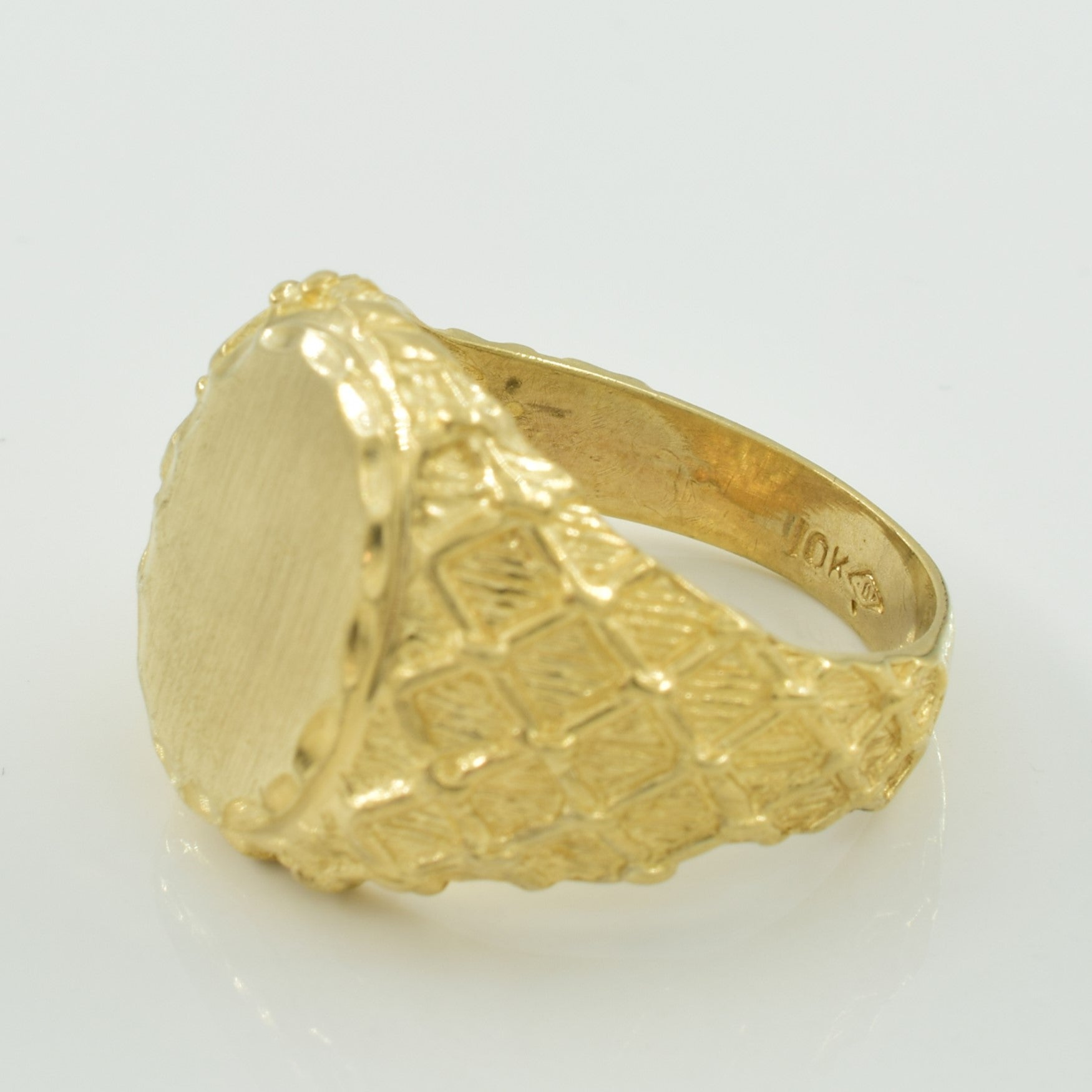 10k Yellow Gold Signet Ring | SZ 10 |