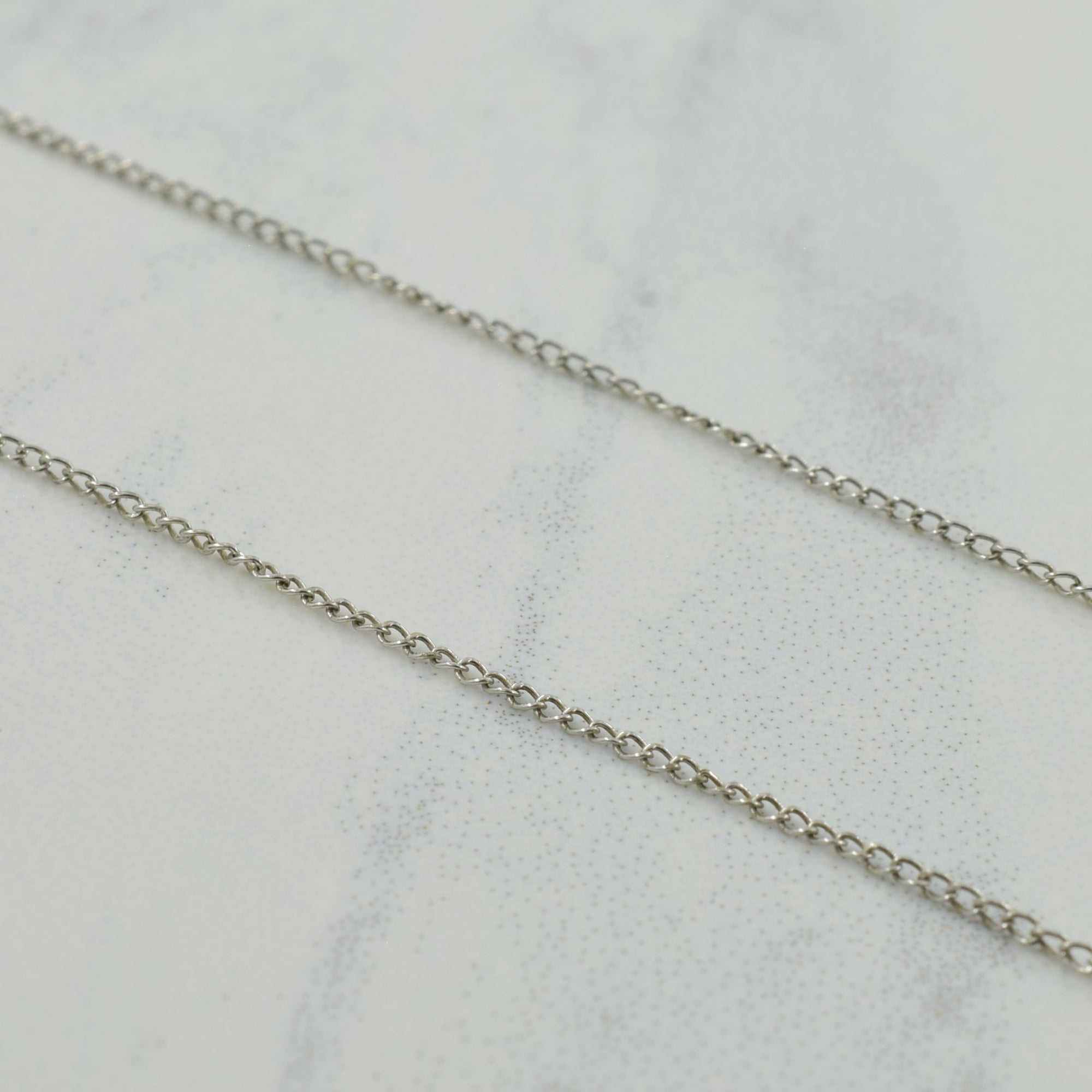 Floating Diamond Pendant Necklace | 0.07ctw | 16.5