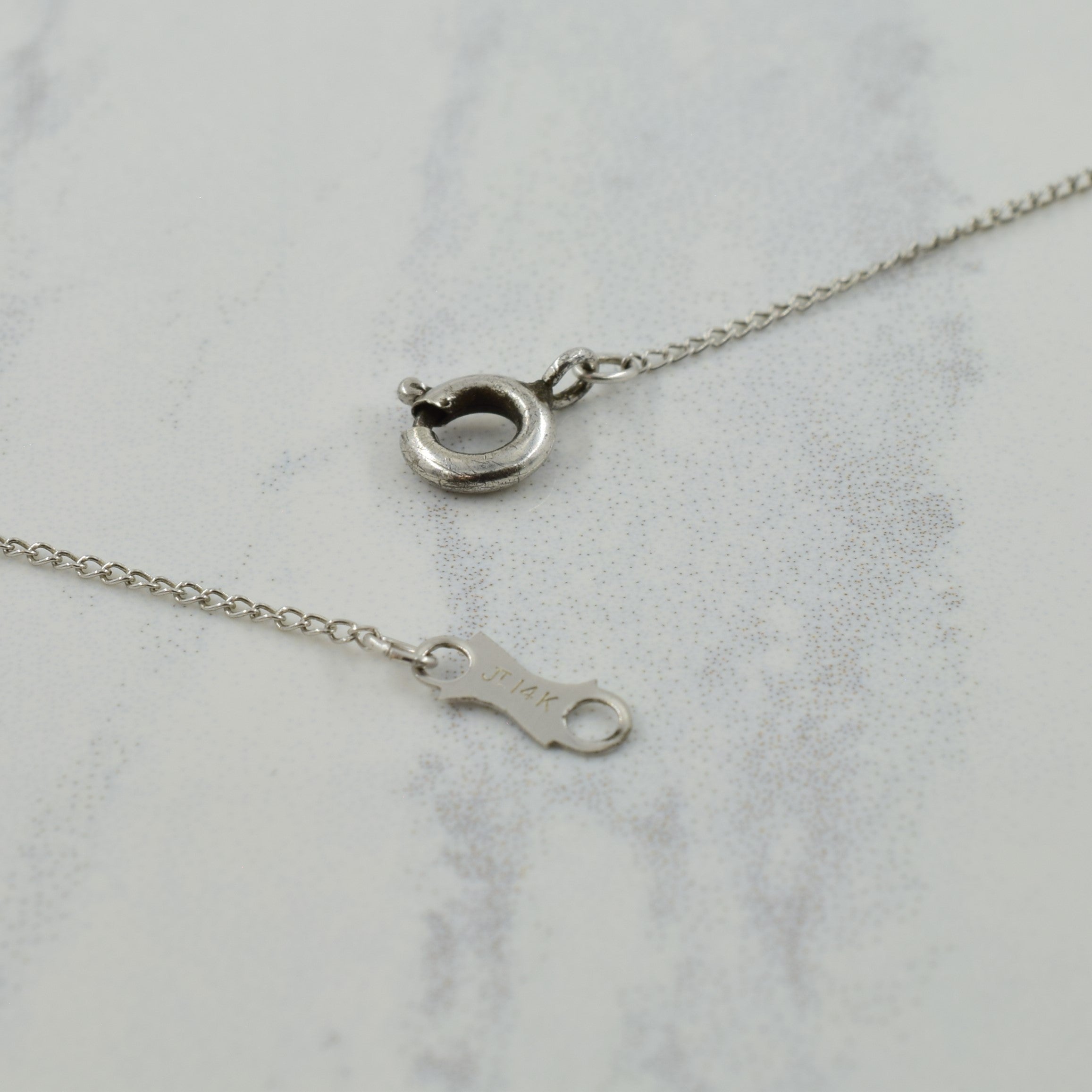 Floating Diamond Pendant Necklace | 0.07ctw | 16.5" |