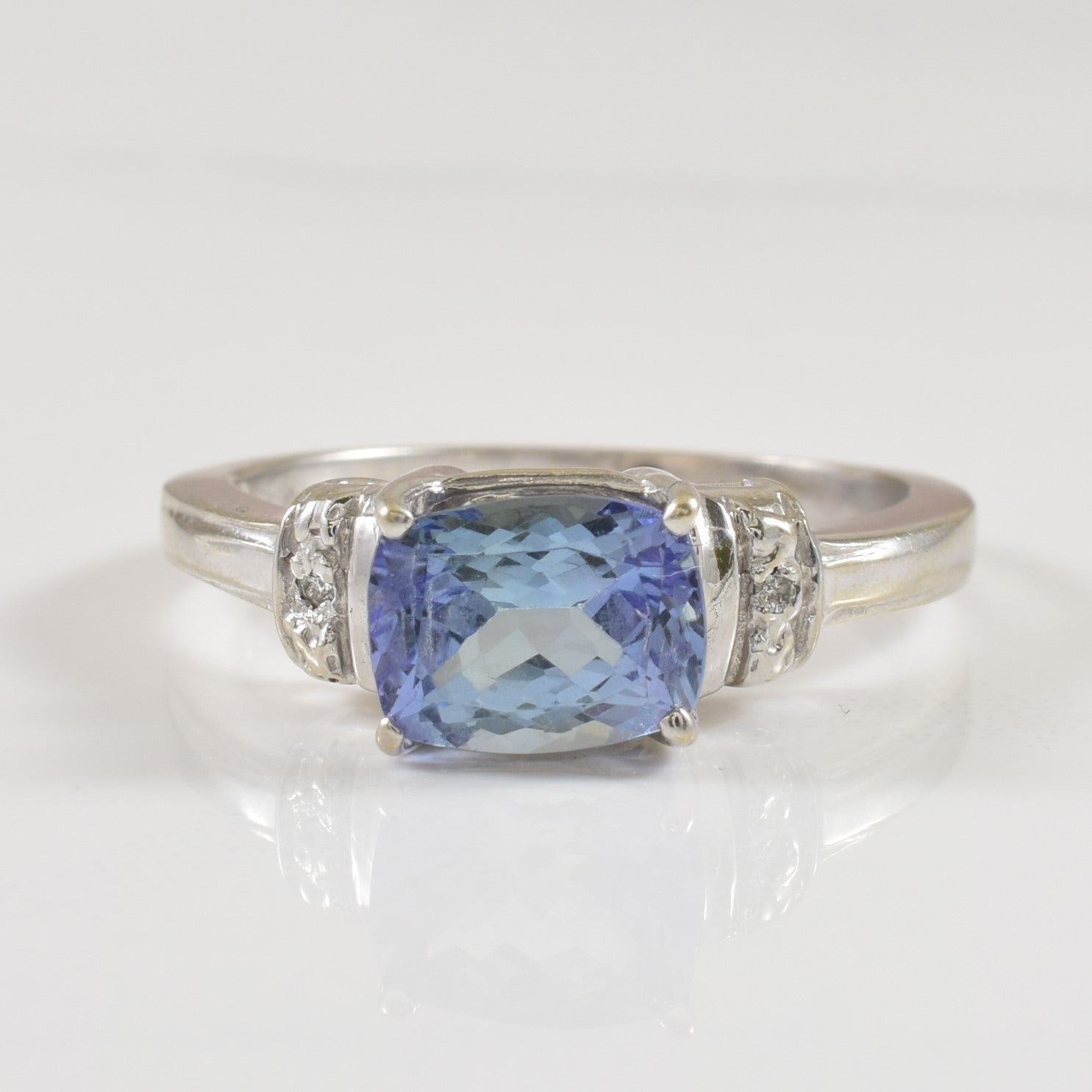 Tanzanite & Diamond Ring | 1.50ct, 0.01ctw | SZ 7 |