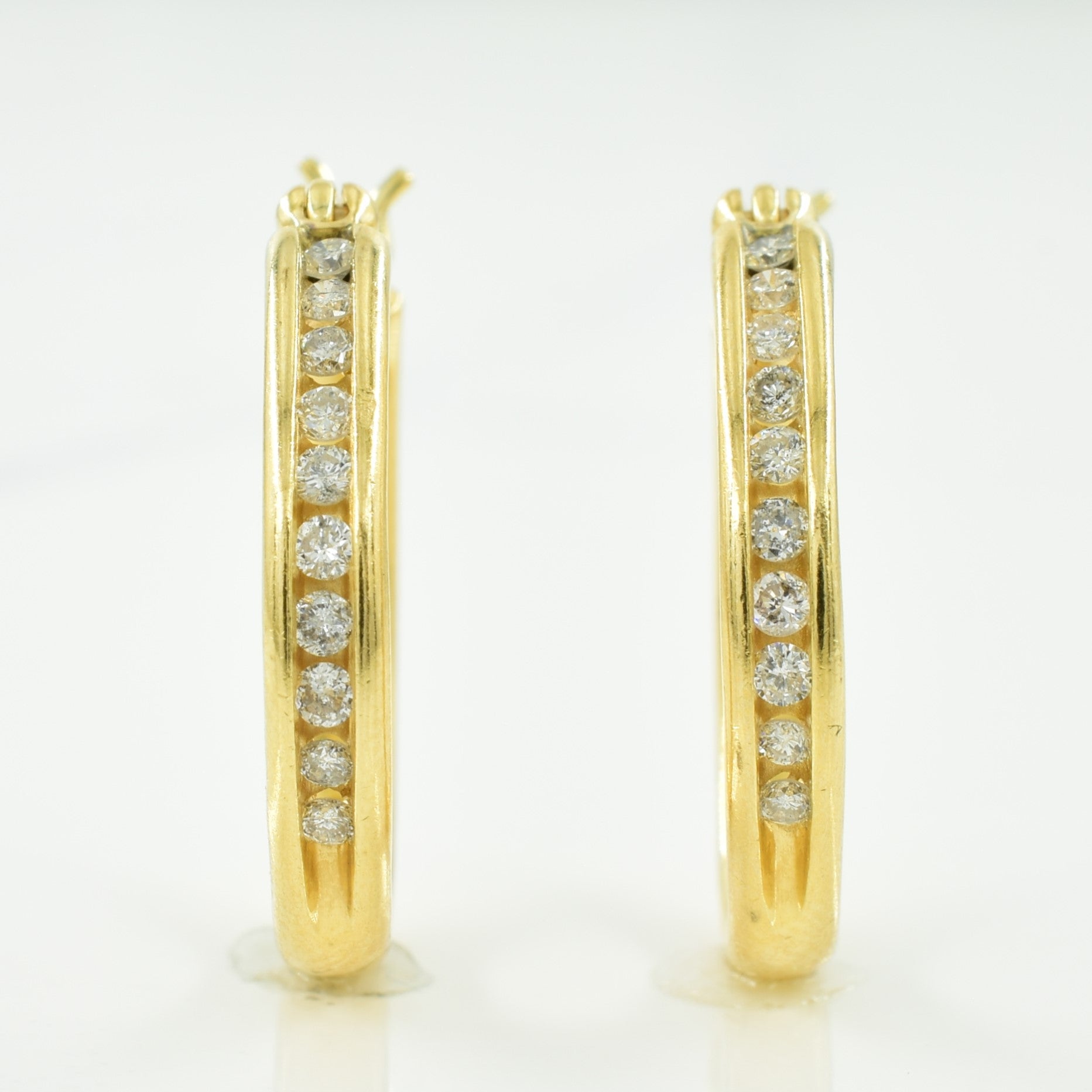 Diamond Hoop Earrings | 0.20ctw |