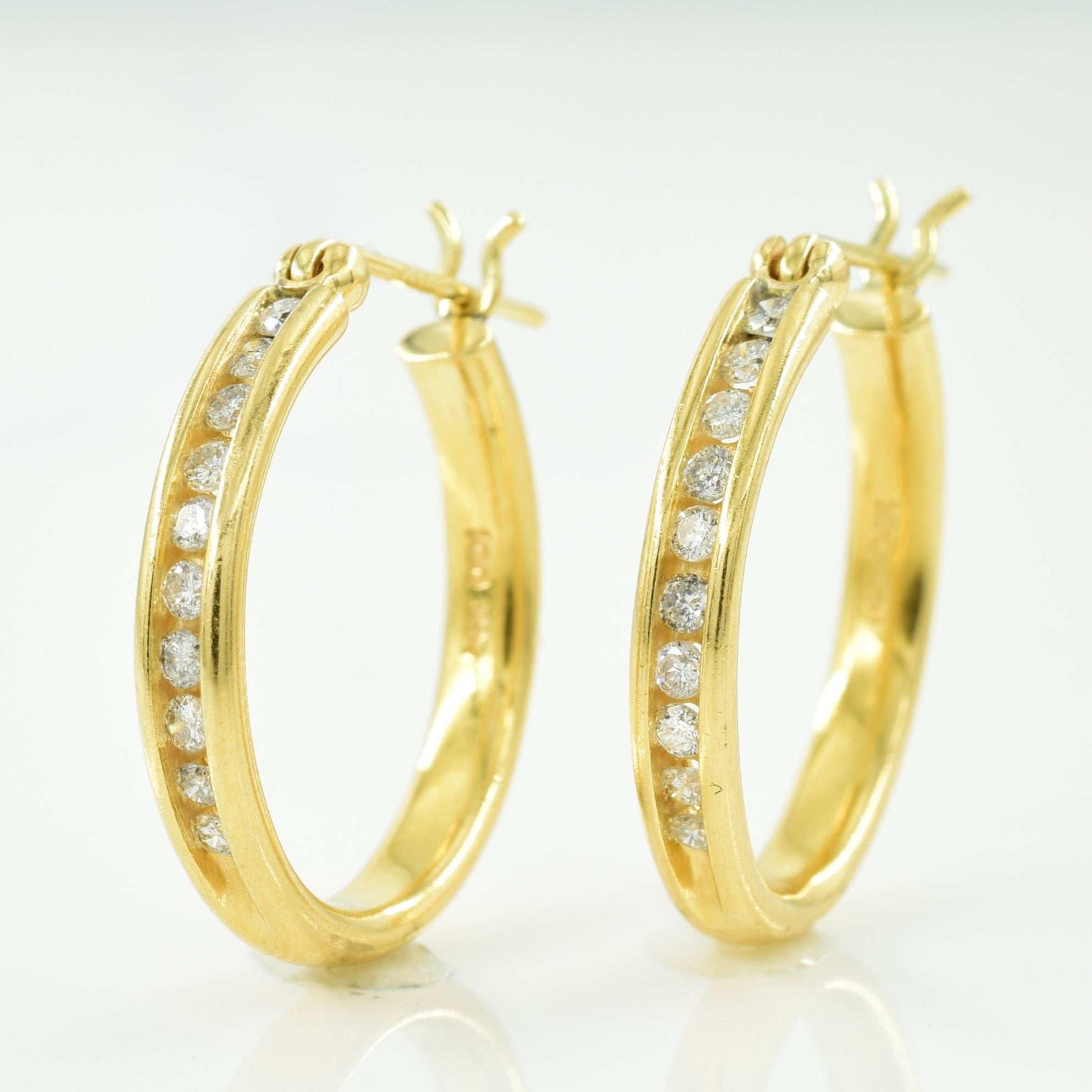 Diamond Hoop Earrings | 0.20ctw |