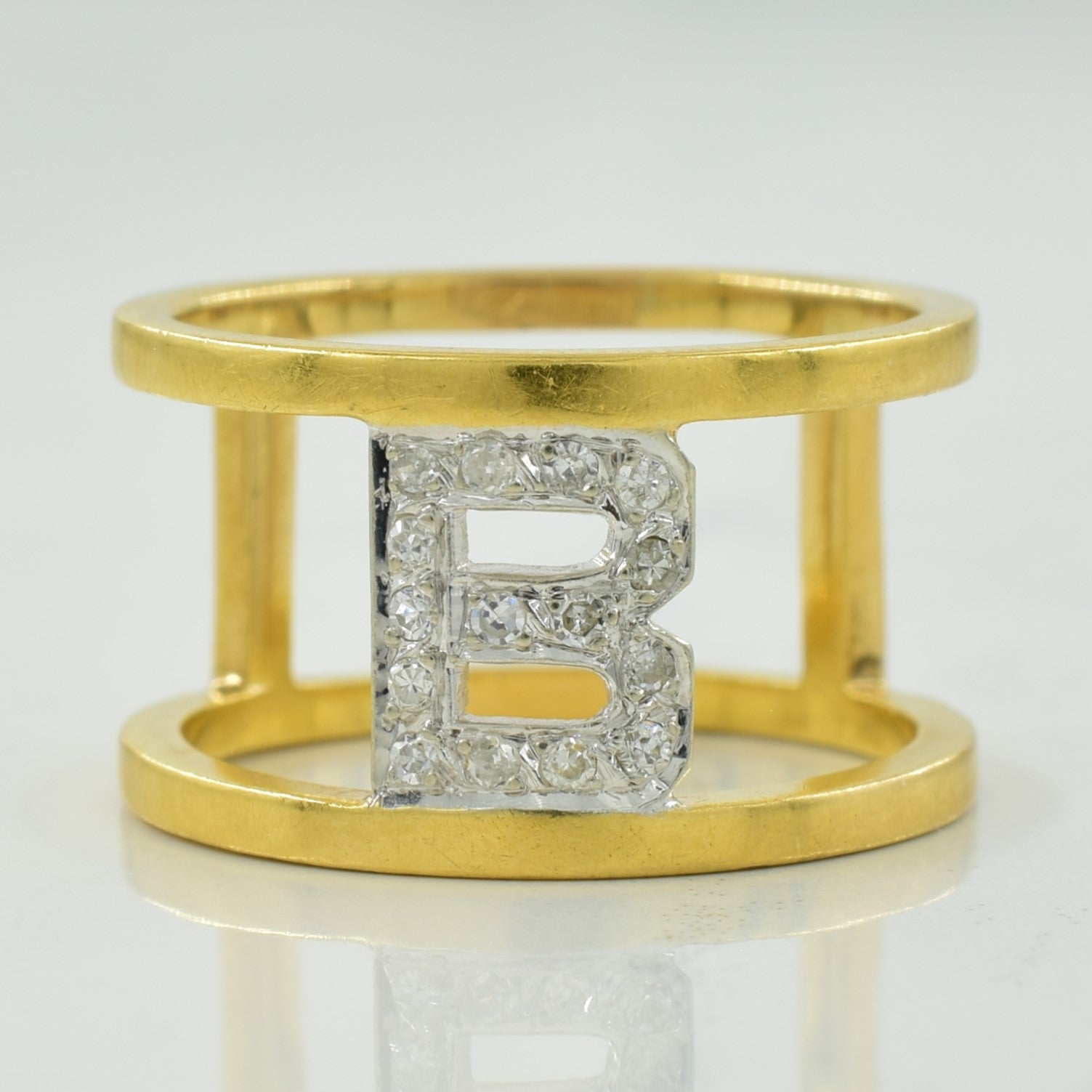 Diamond 'B' Ring | 0.12ctw | SZ 7.25 |