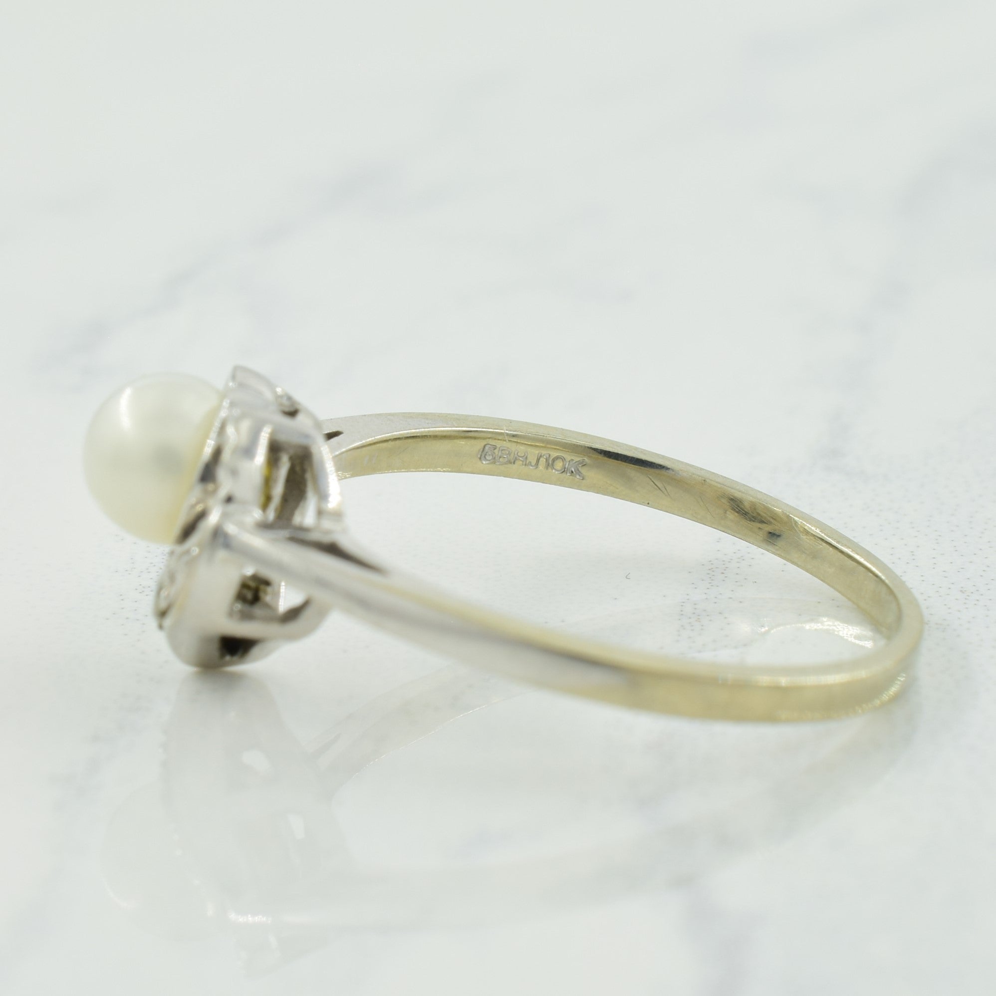Pearl & Diamond Ring | 0.90ct, 0.01ct | SZ 7.5 |