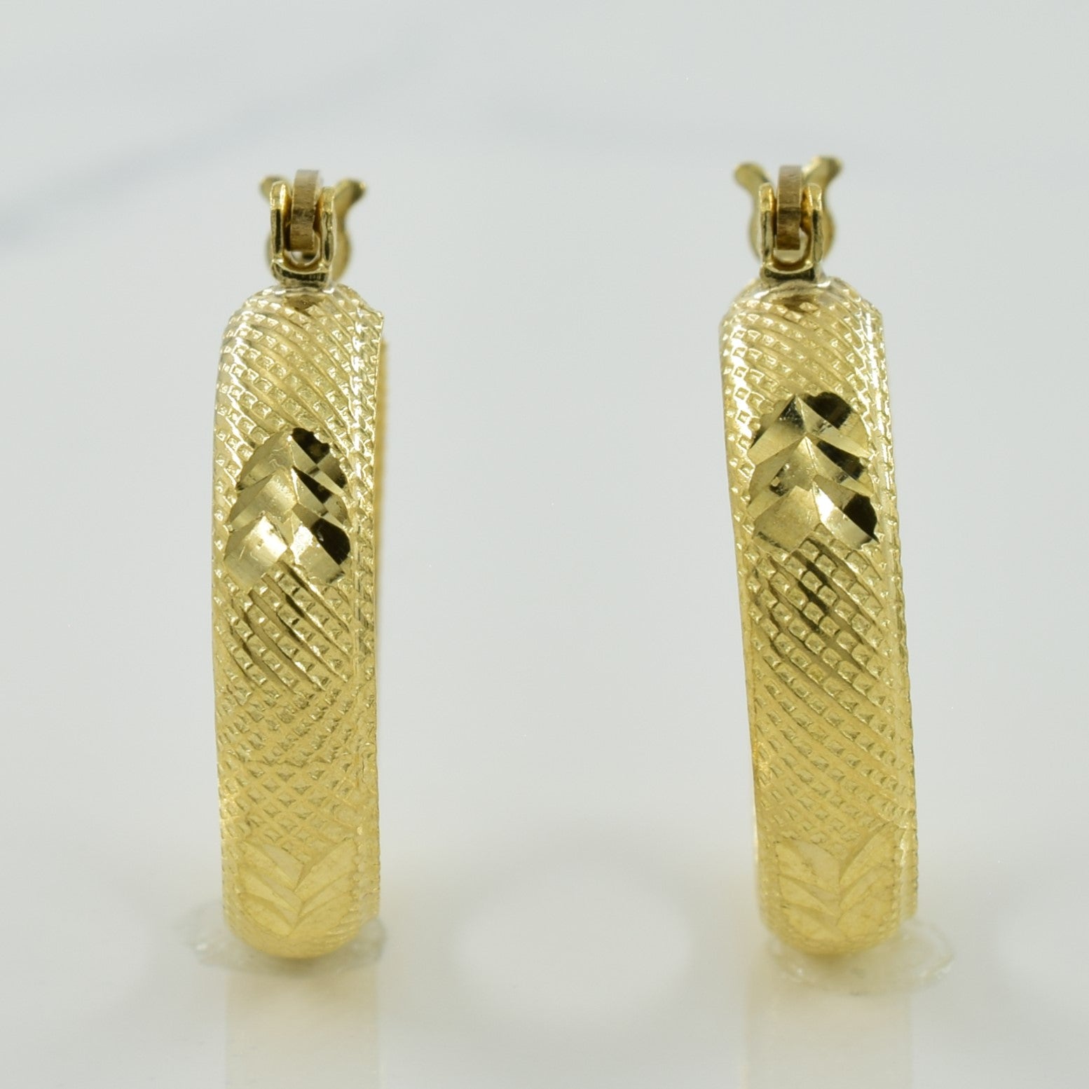 Boucles d'oreilles créoles en or jaune 10 carats | 