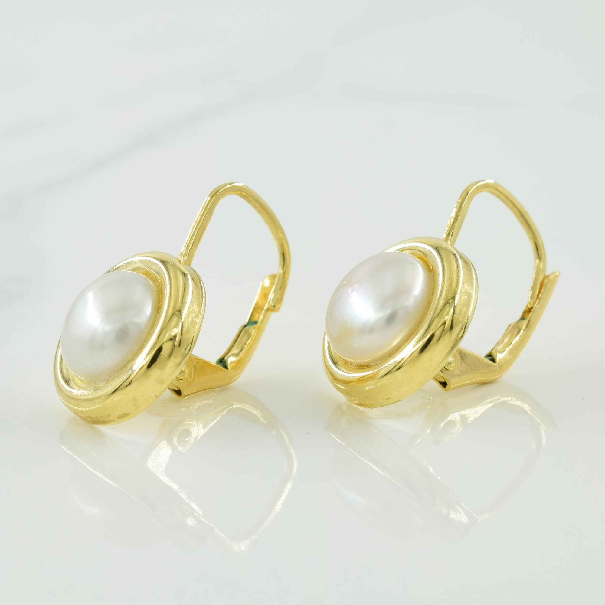 Pearl Hook Earrings | 2.80ctw |