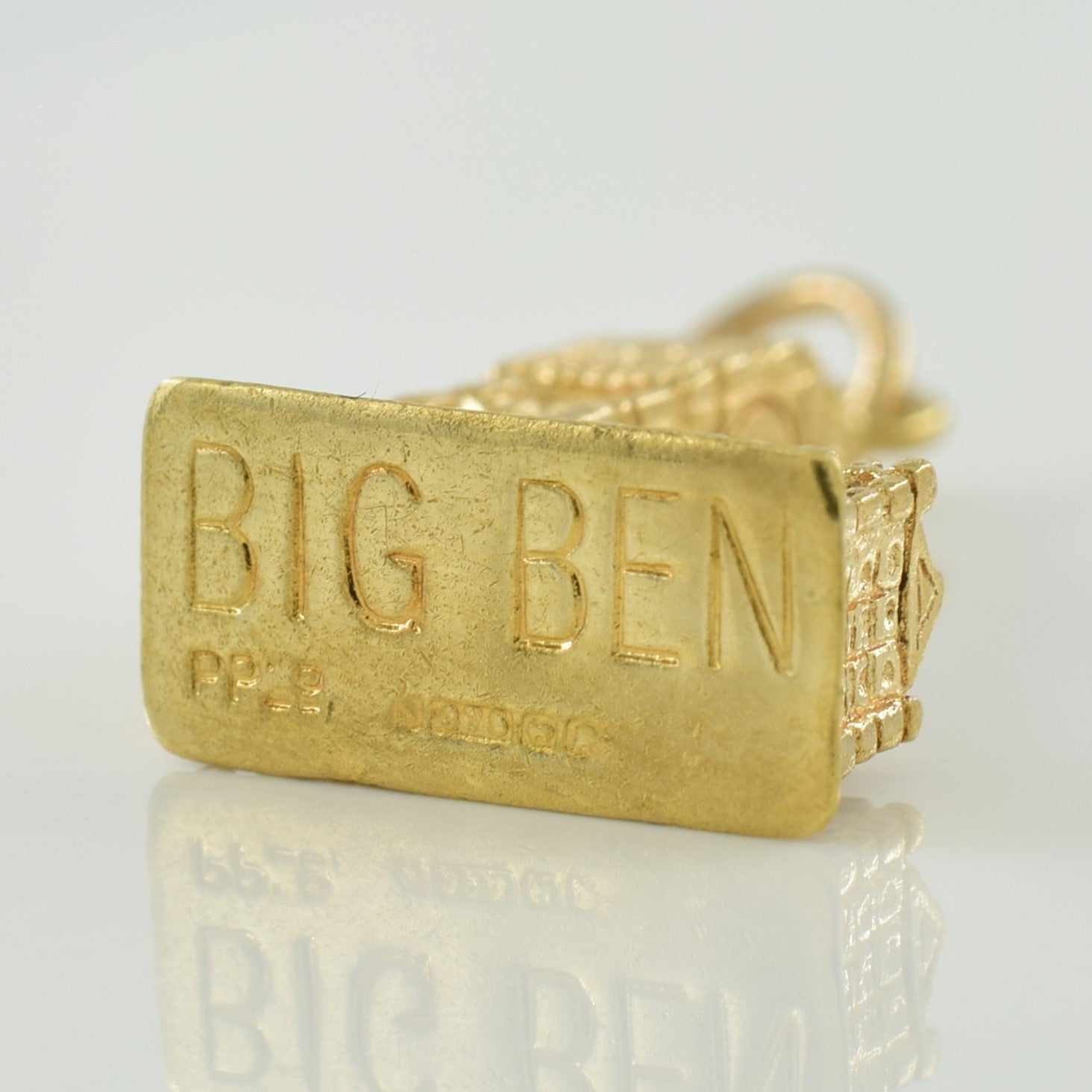 9k Yellow Gold Big Ben Charm |