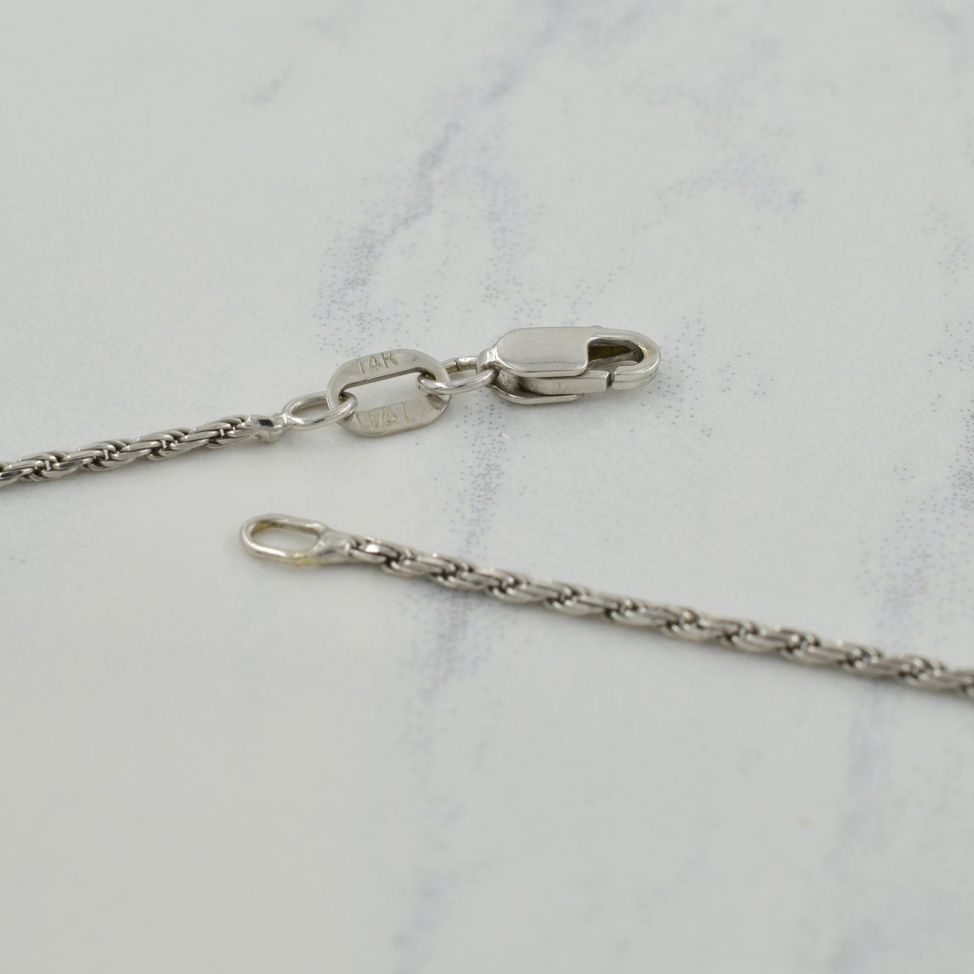 Diamond Pendant Necklace | 0.20ctw | 18.25