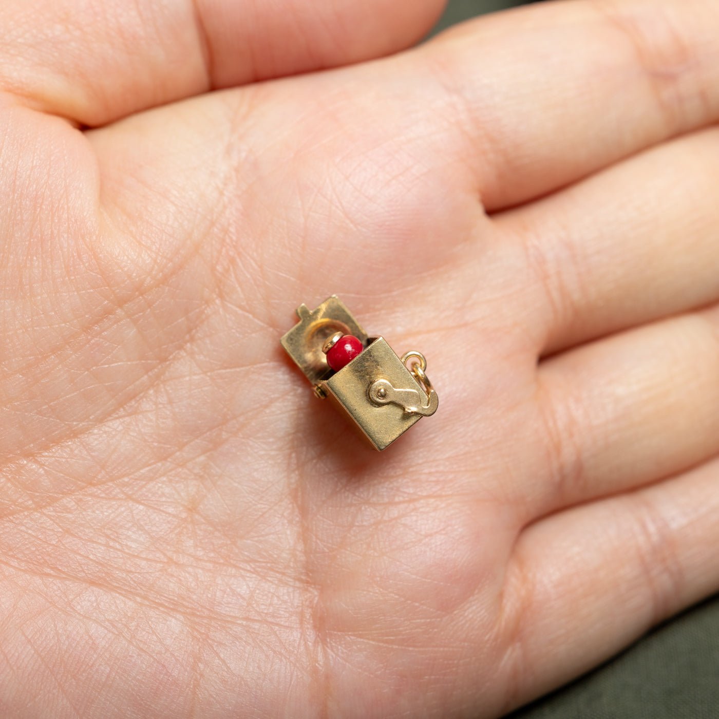 14k Yellow Gold Kinetic Jack in the Box Charm