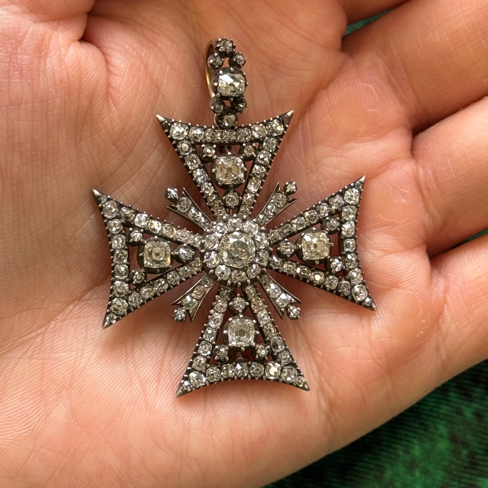 Georgian Era Antique Diamond Huguenot Pendant/Brooch | 3.65ctw |