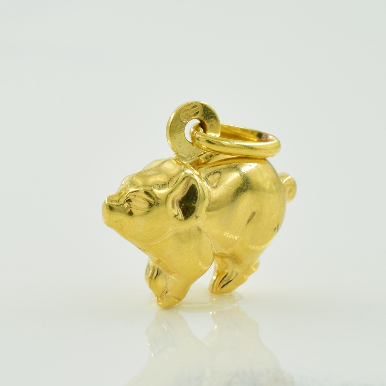 10k Yellow Gold Pig Charm |