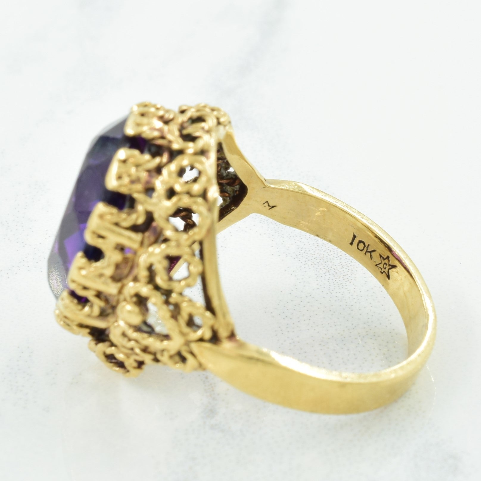 Synthetic Purple Sapphire Cocktail Ring | 11.00ct | SZ 8 |