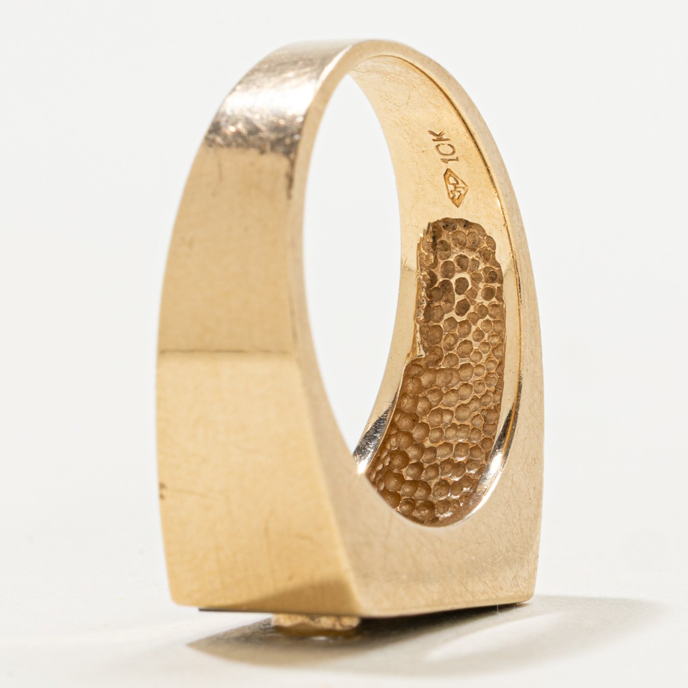 10K Ring with Diamond Accents with Slab Cut Onyx